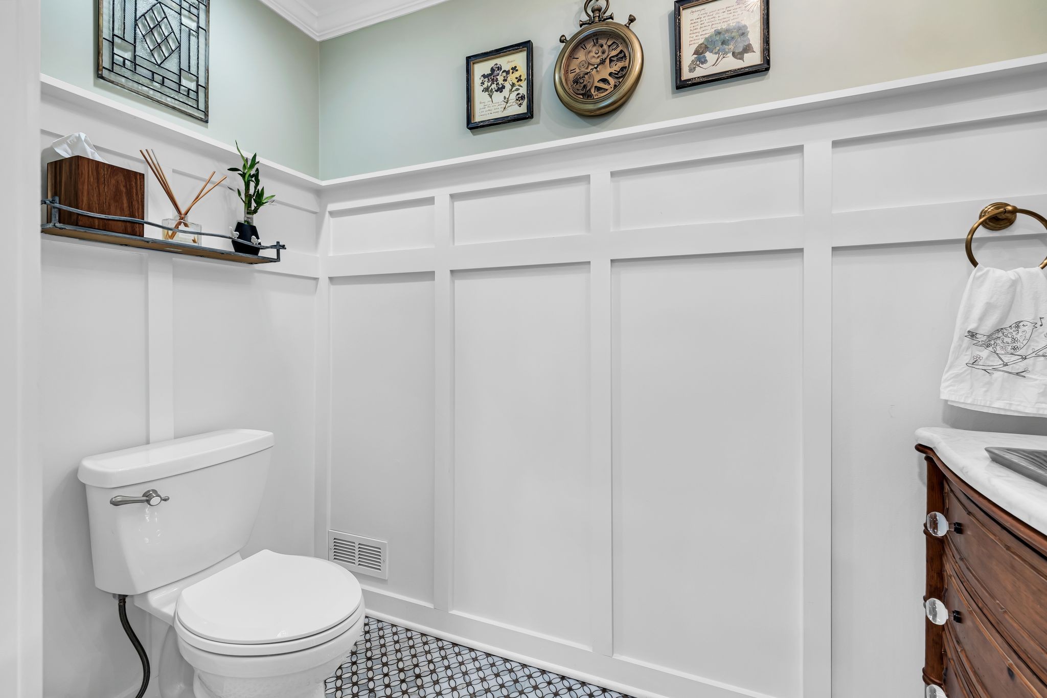 2108 Stonewall Jackson Dr