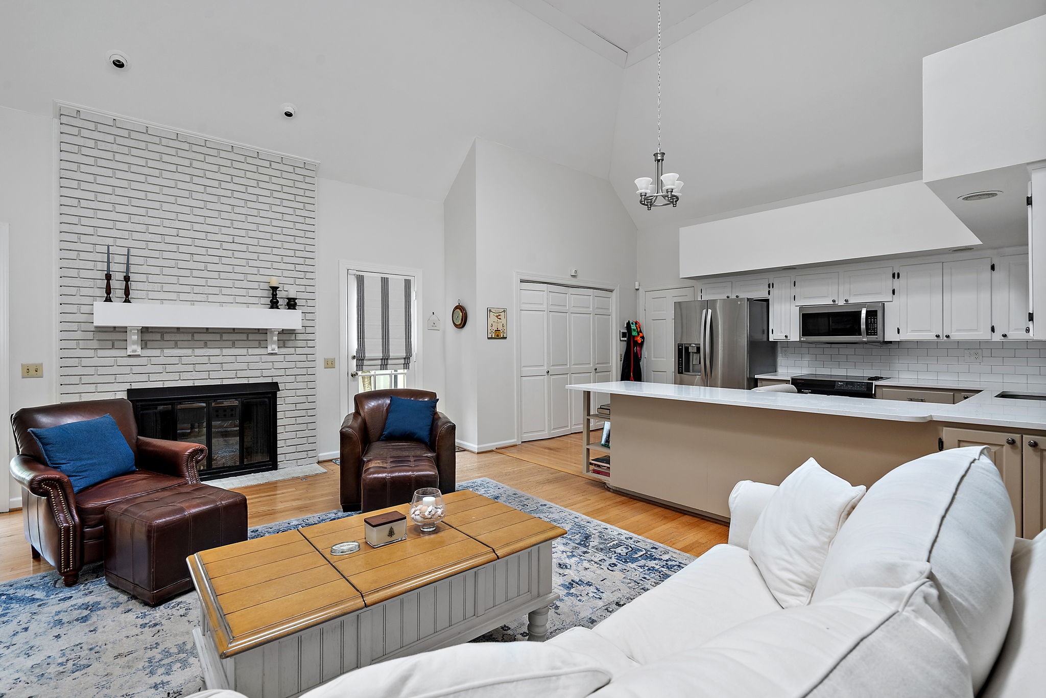 2707 Abbott Martin Rd
