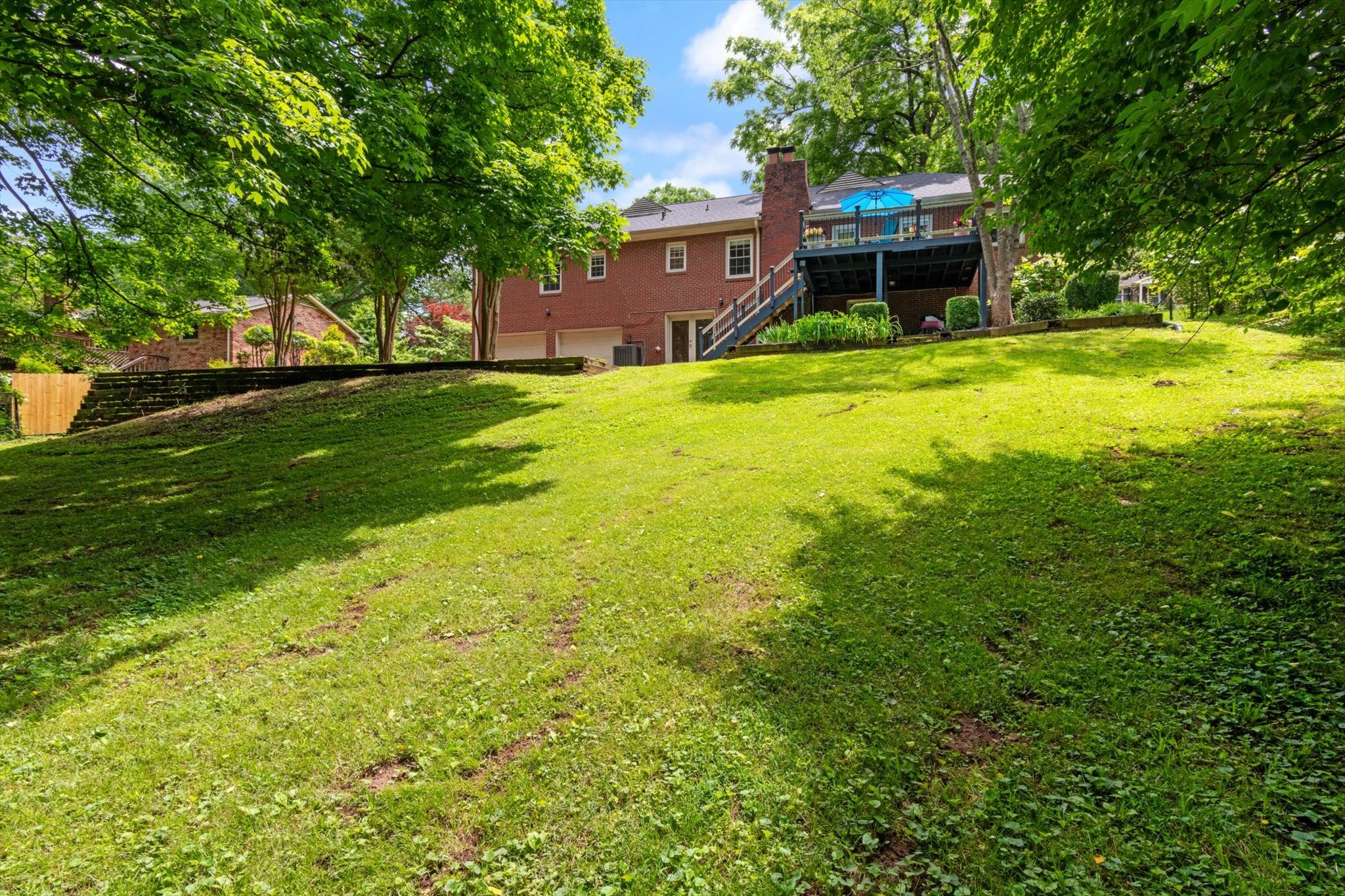 848 Highland Crest Dr