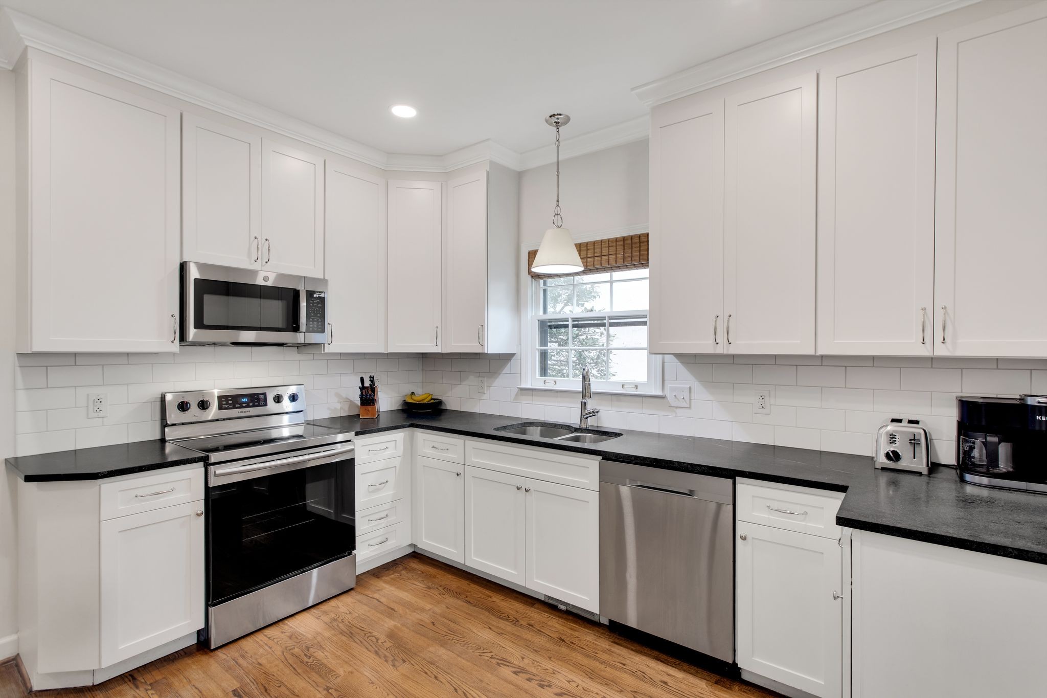 107 Glendale Garden Dr