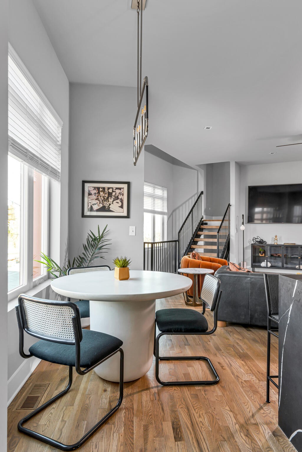 1000 W Trinity Ln Unit: A