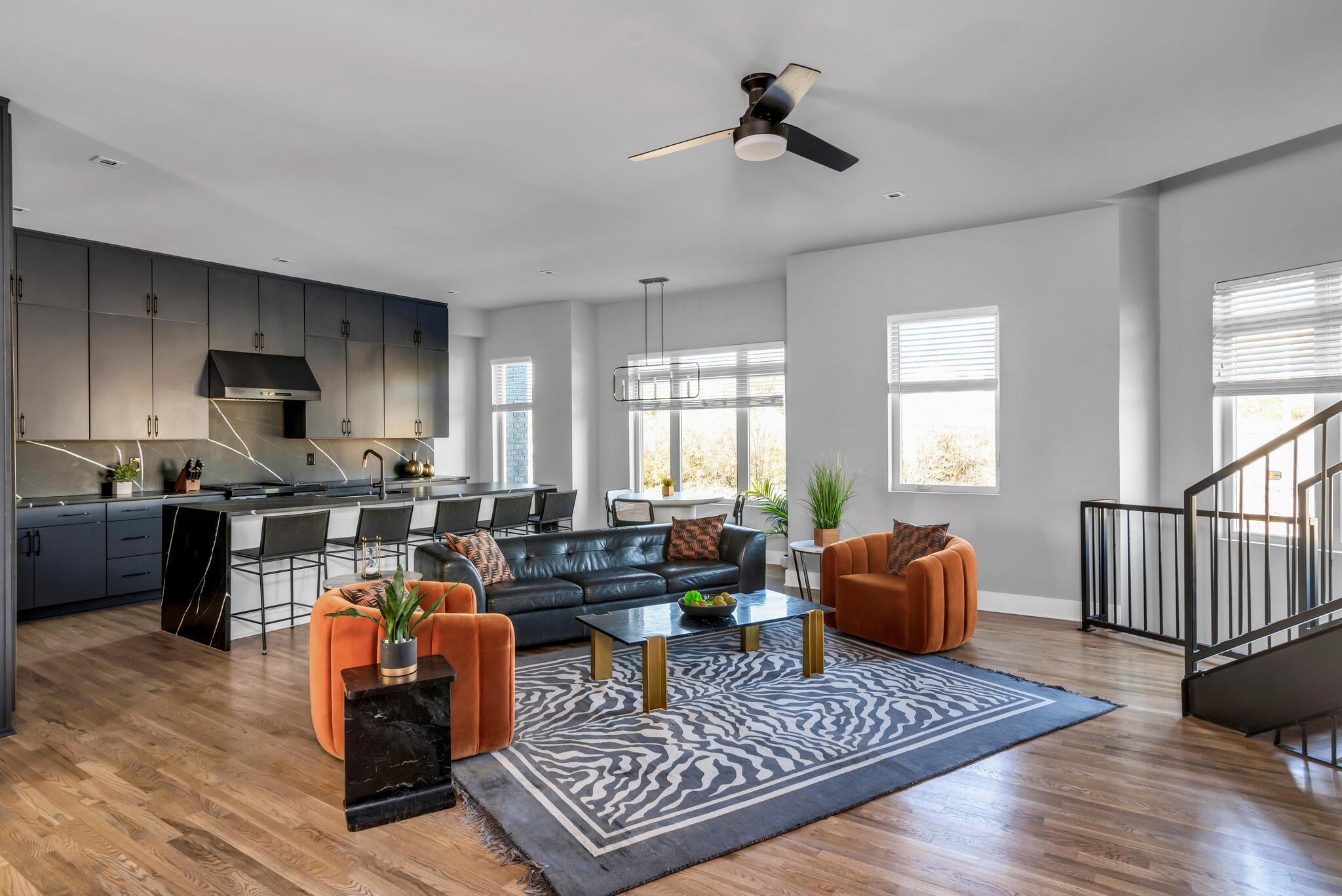 1000 W Trinity Ln Unit: A