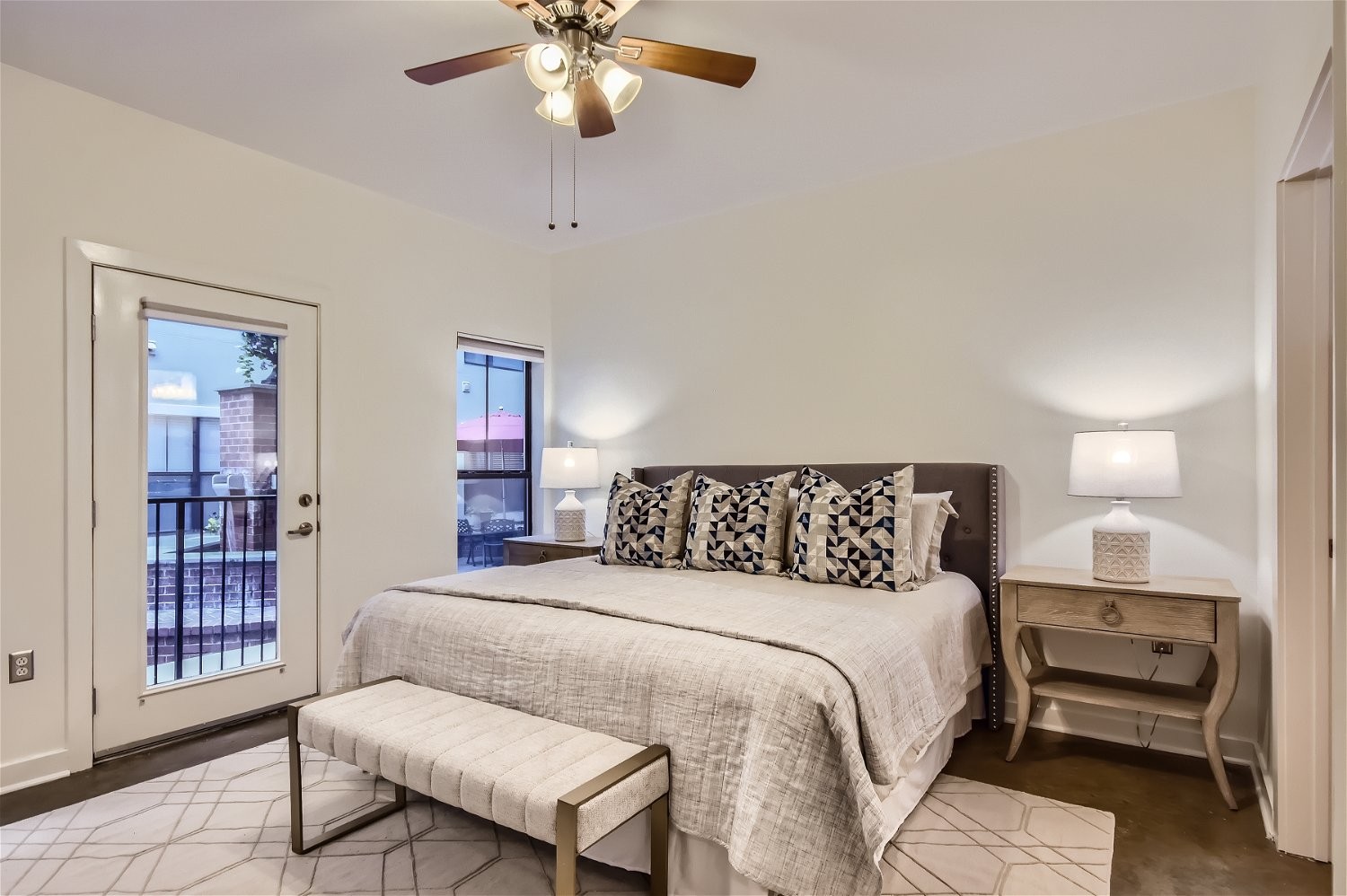 1803 Broadway Unit: 117