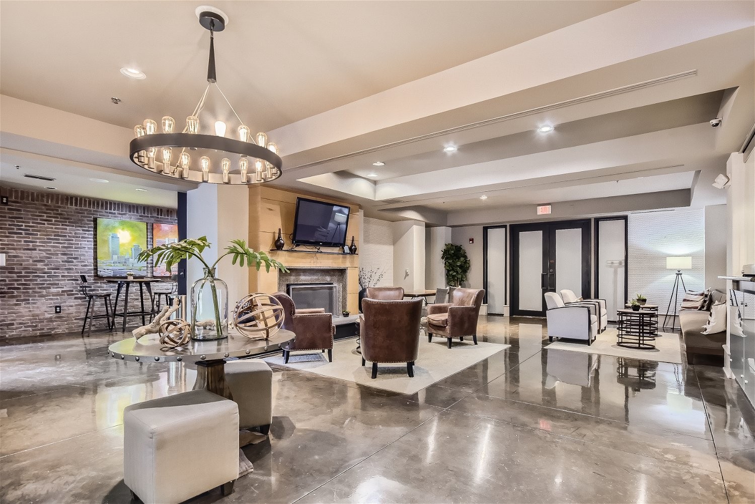 1803 Broadway Unit: 117