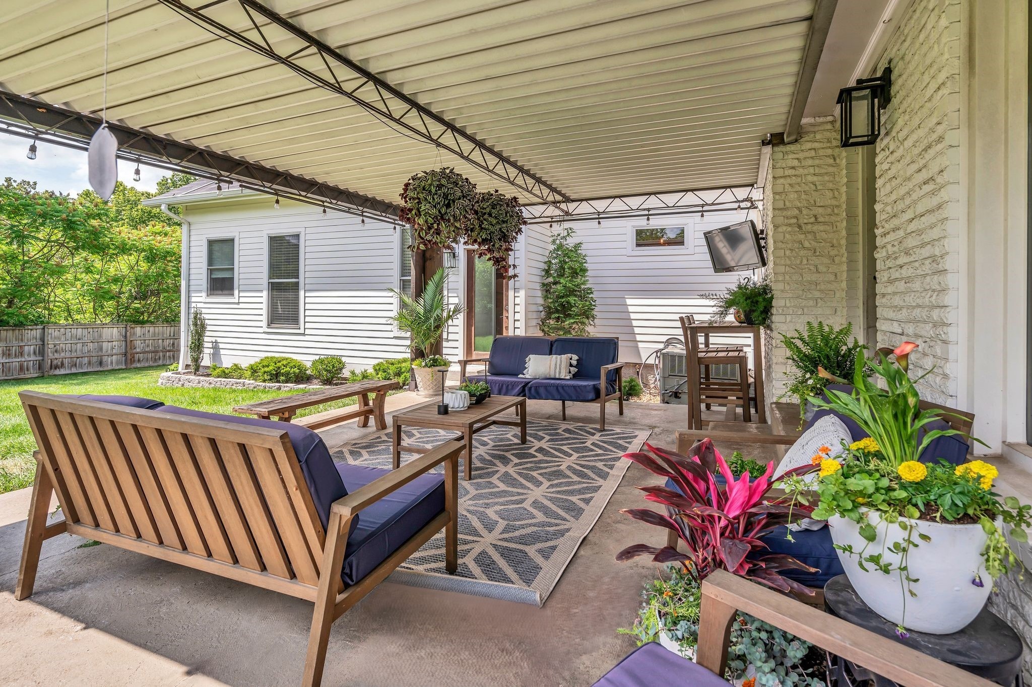 1225 Davidson Rd