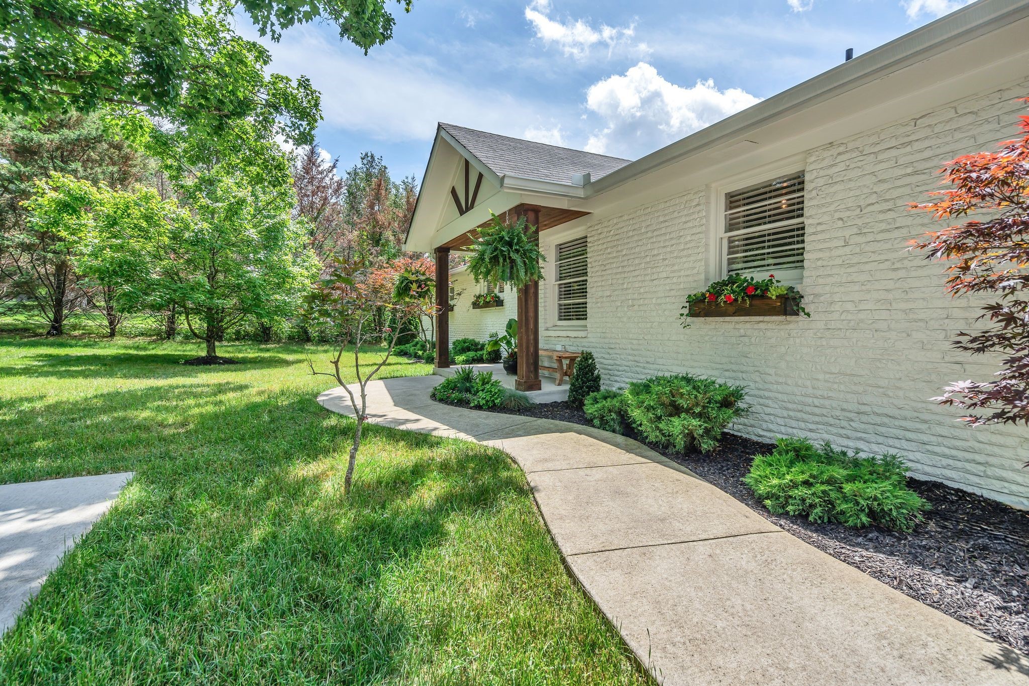 1225 Davidson Rd