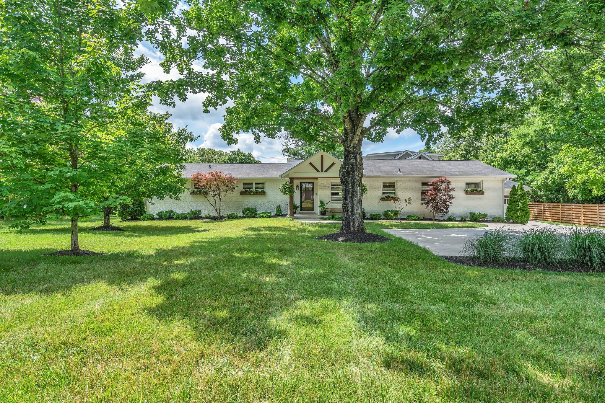 1225 Davidson Rd