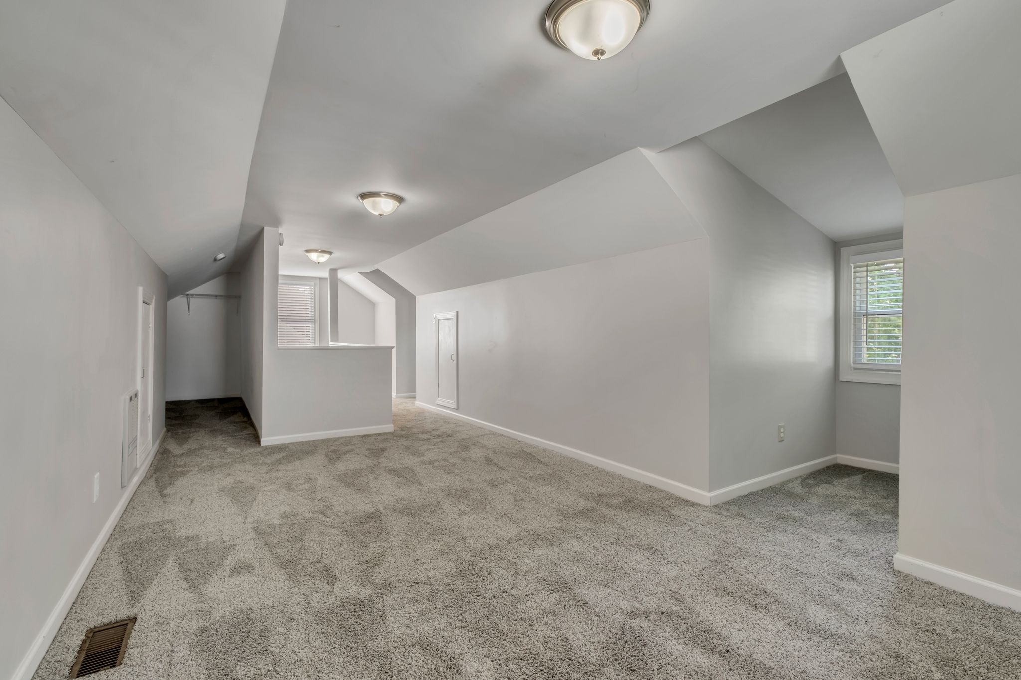 246 Thuss Ave