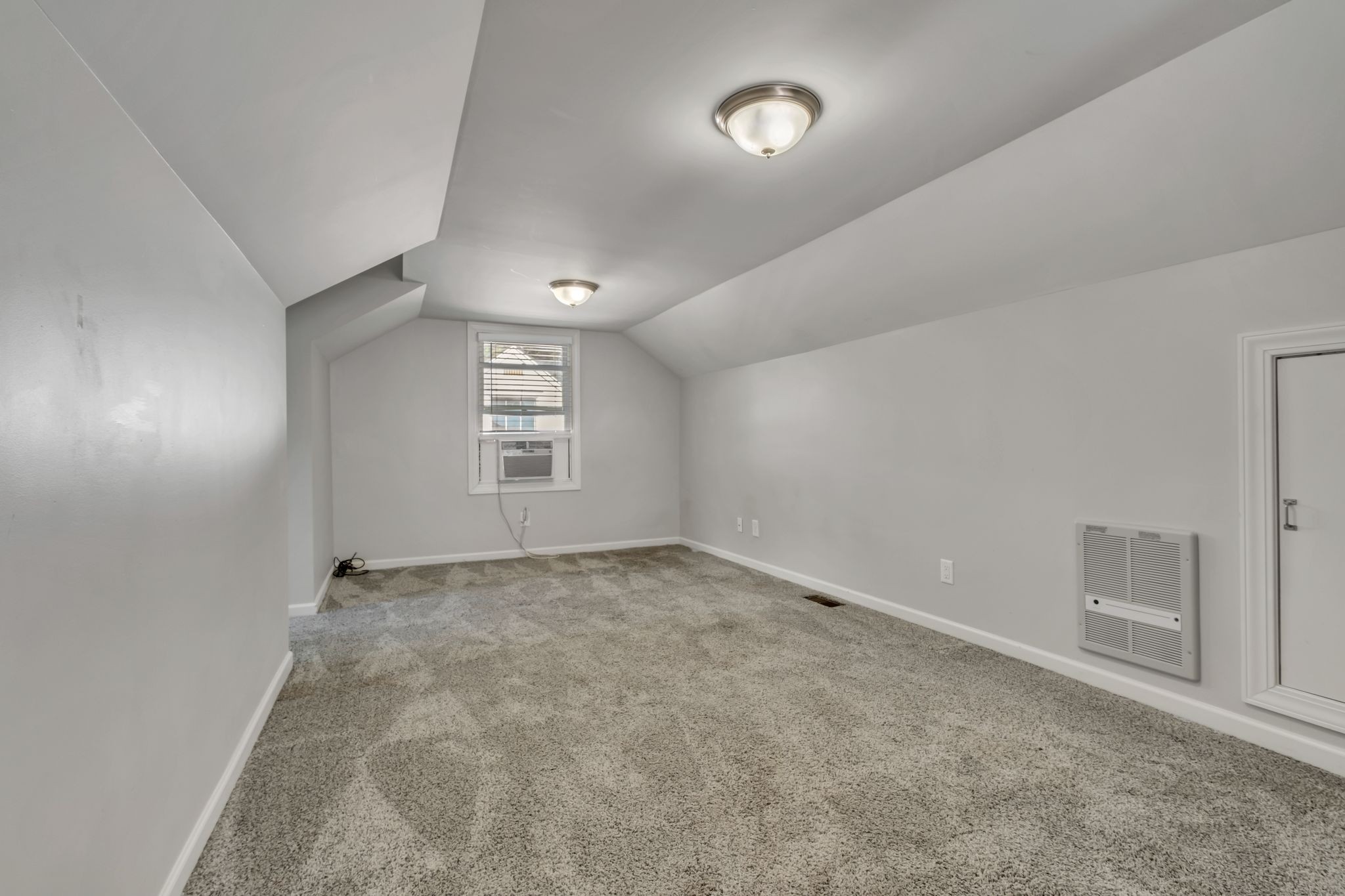 246 Thuss Ave