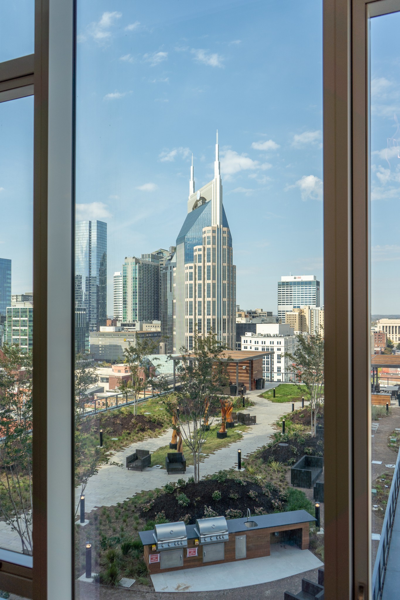 160 2nd Ave, S Unit: 1503