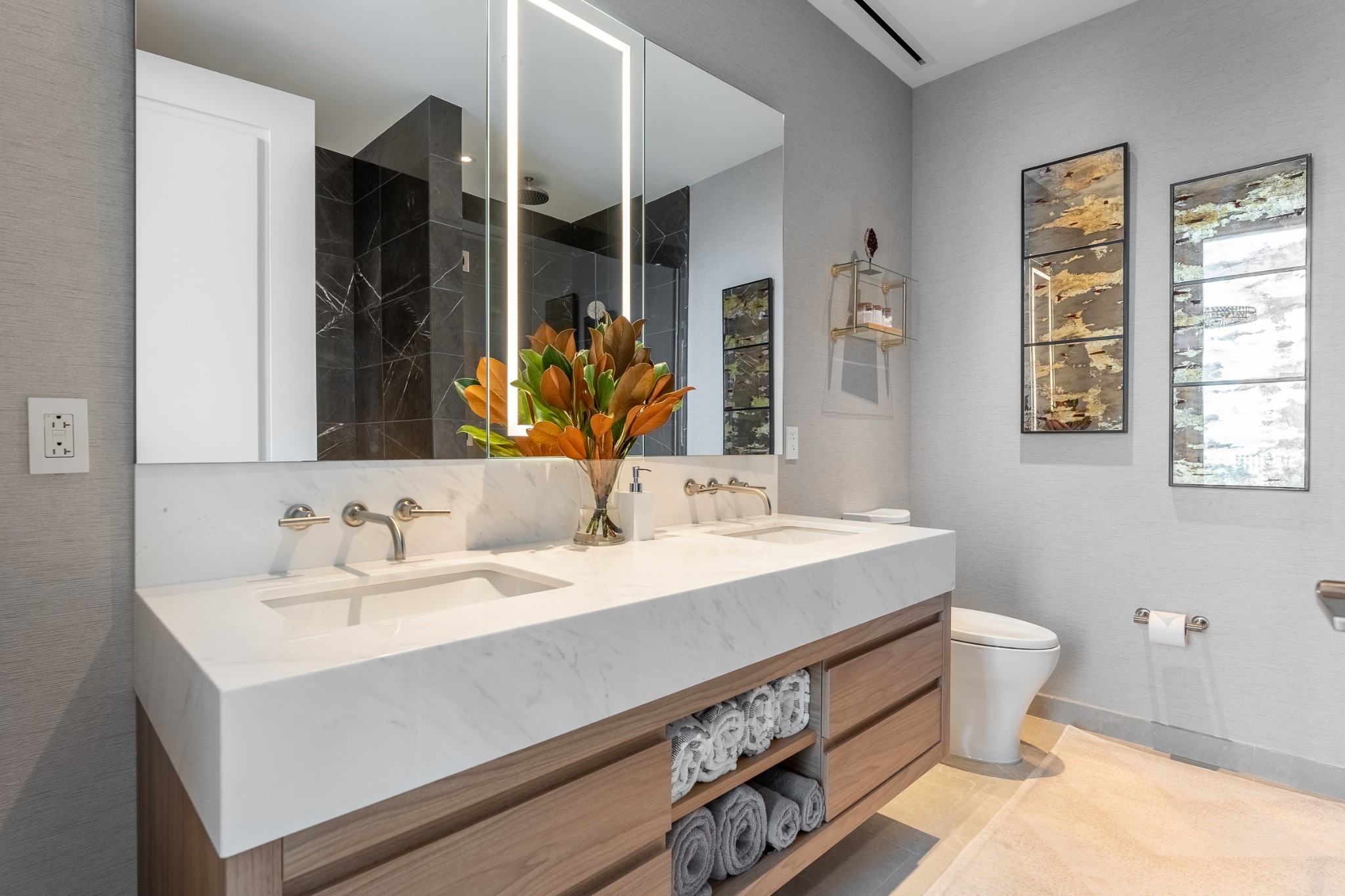 160 2nd Ave, S Unit: 1503