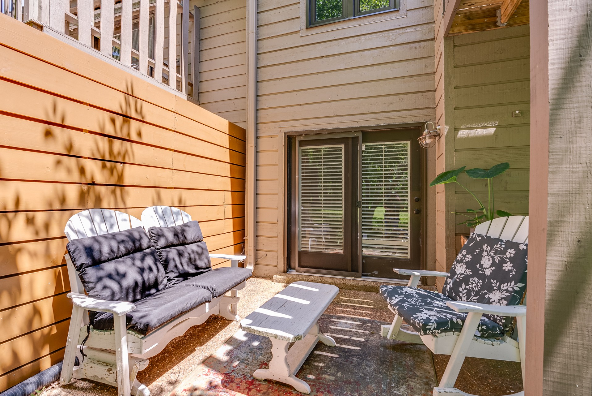 689 Harpeth Trace Dr