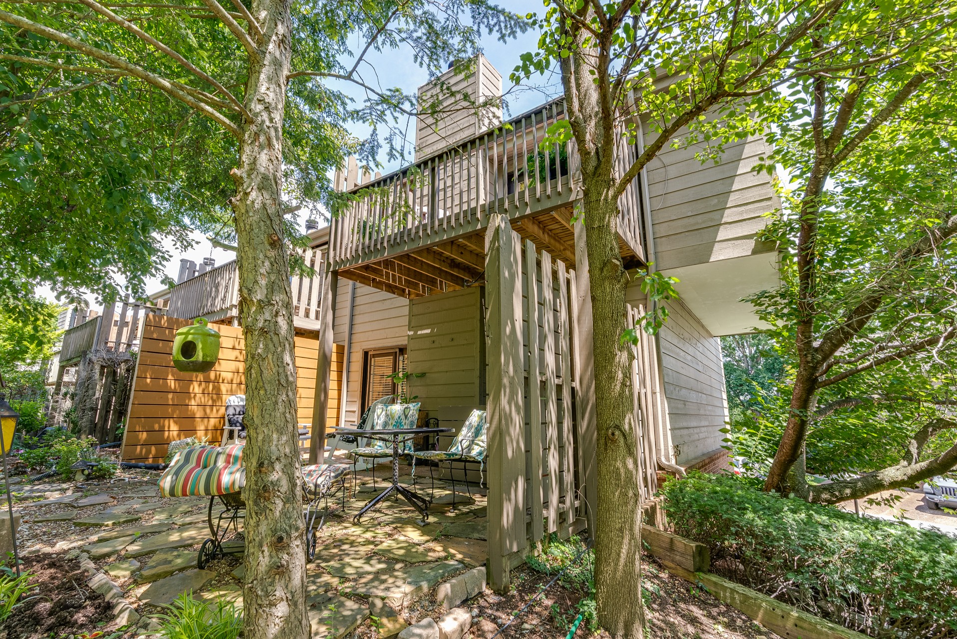 689 Harpeth Trace Dr