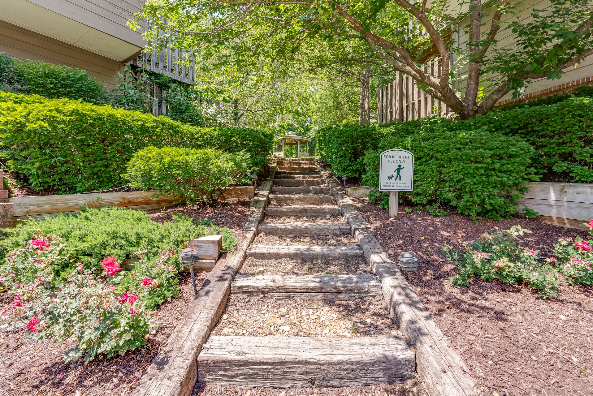 689 Harpeth Trace Dr