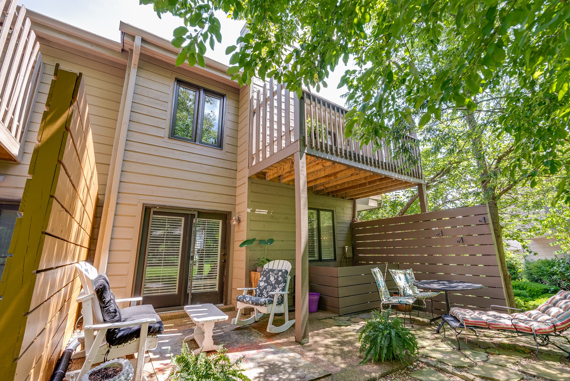 689 Harpeth Trace Dr