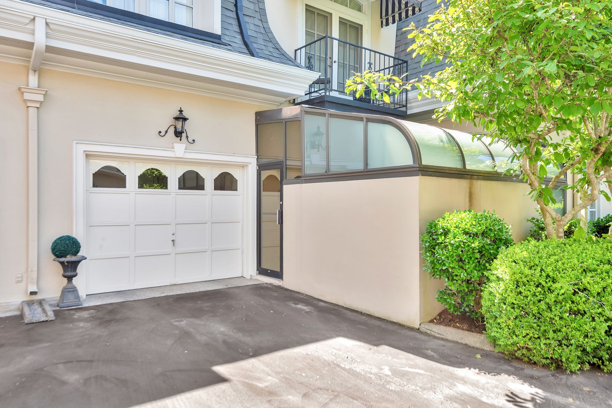 615 Belle Meade Blvd Unit: 120