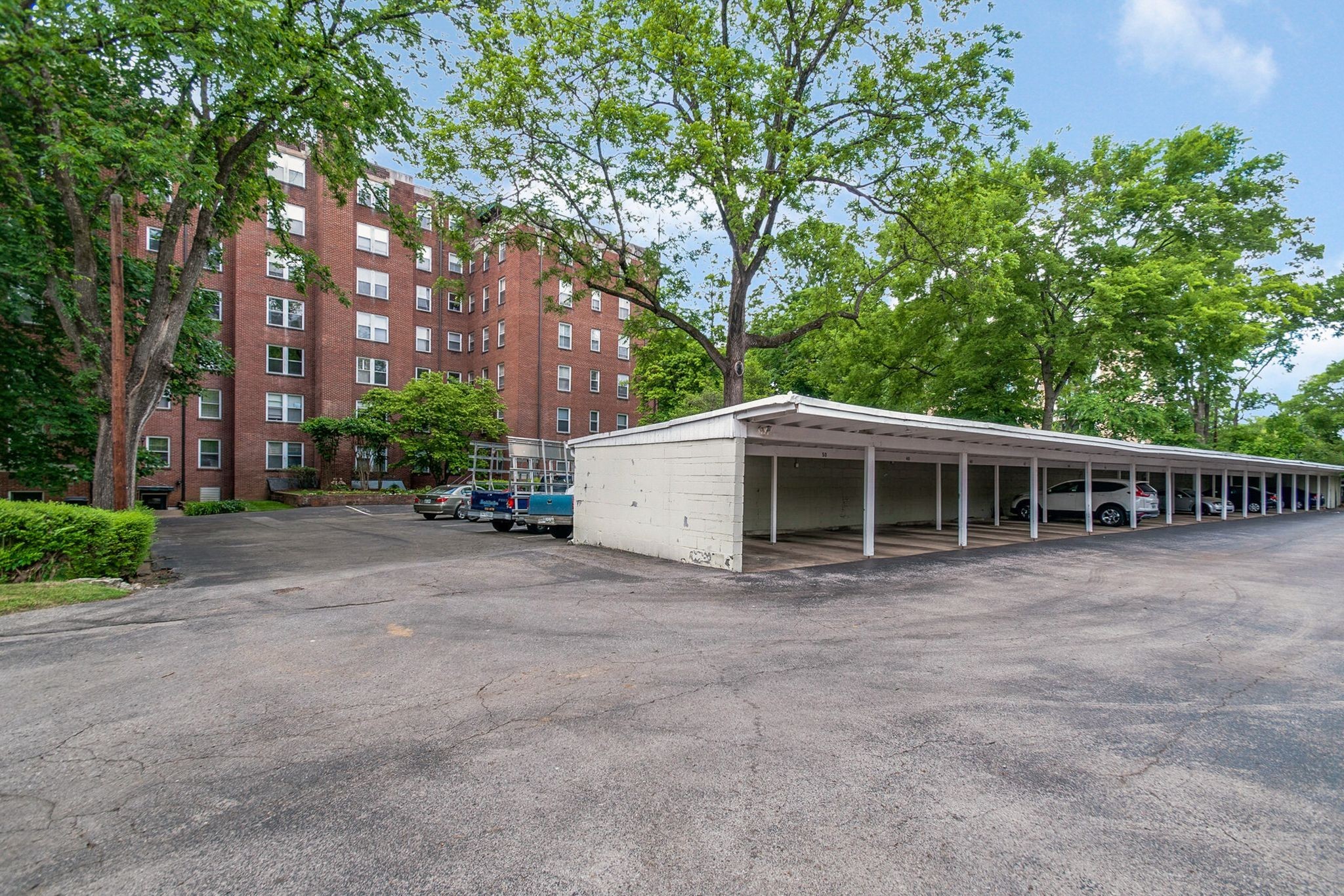 4225 Harding Pike Unit: 406