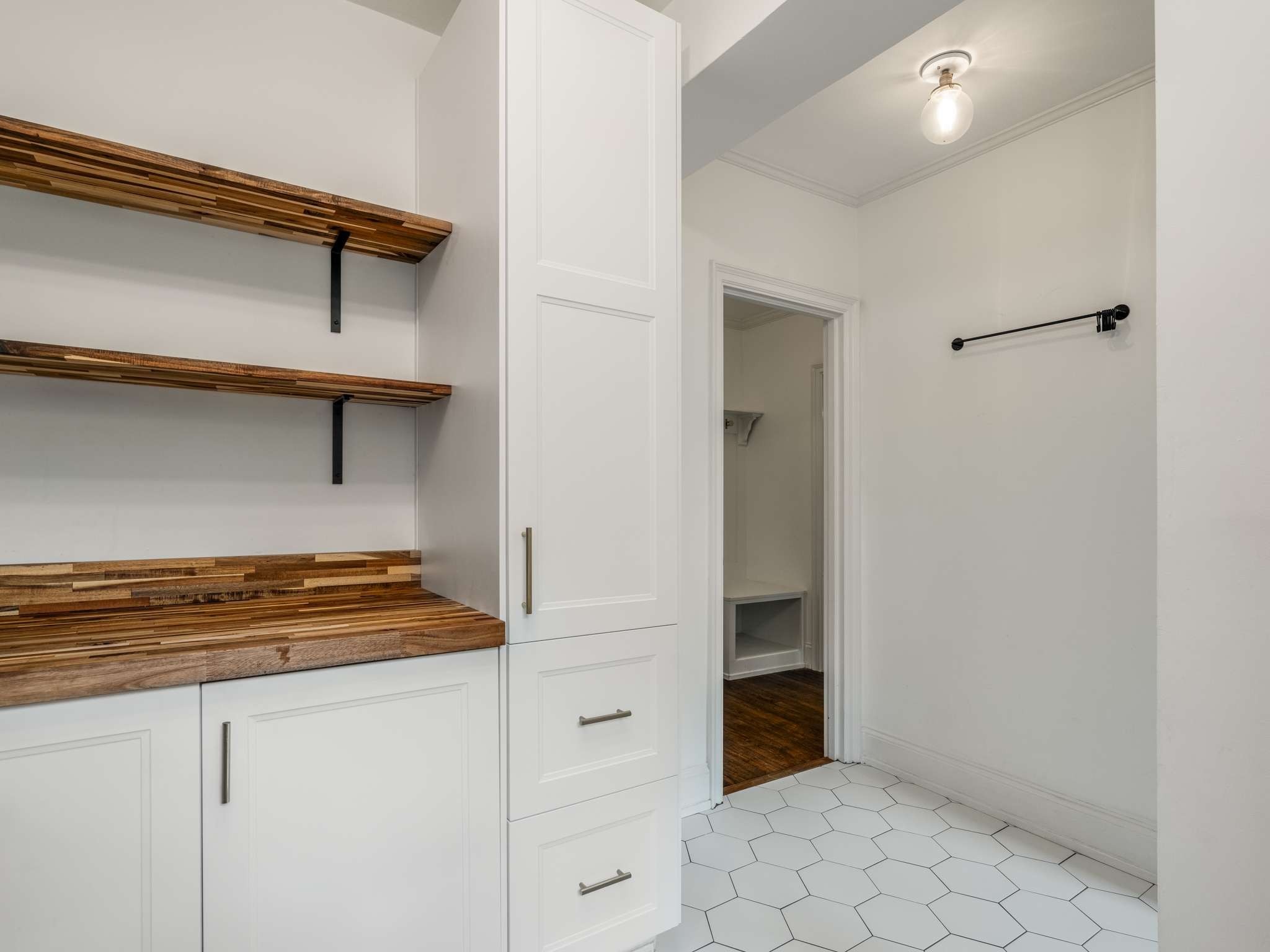 4225 Harding Pike Unit: 406
