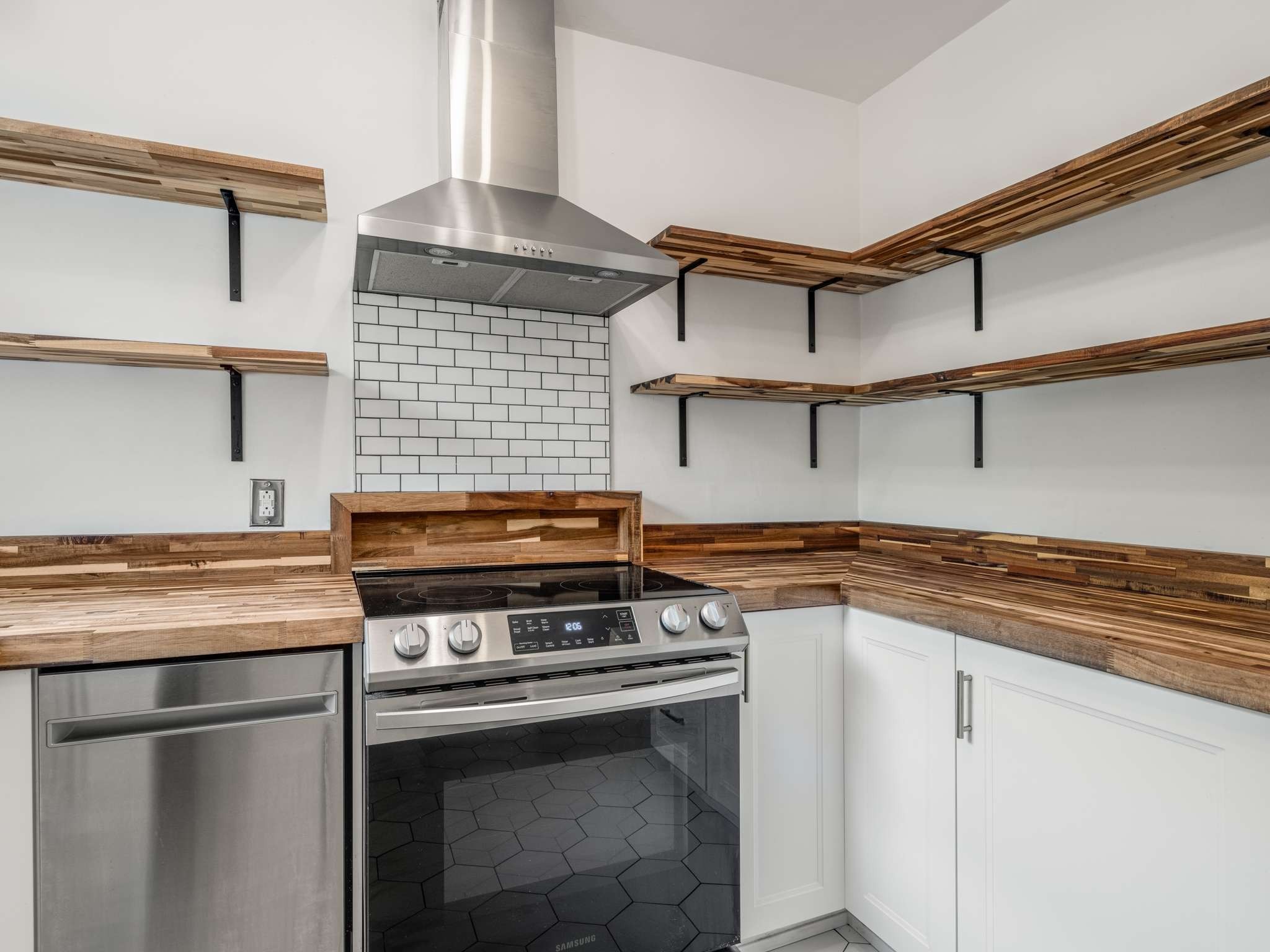 4225 Harding Pike Unit: 406