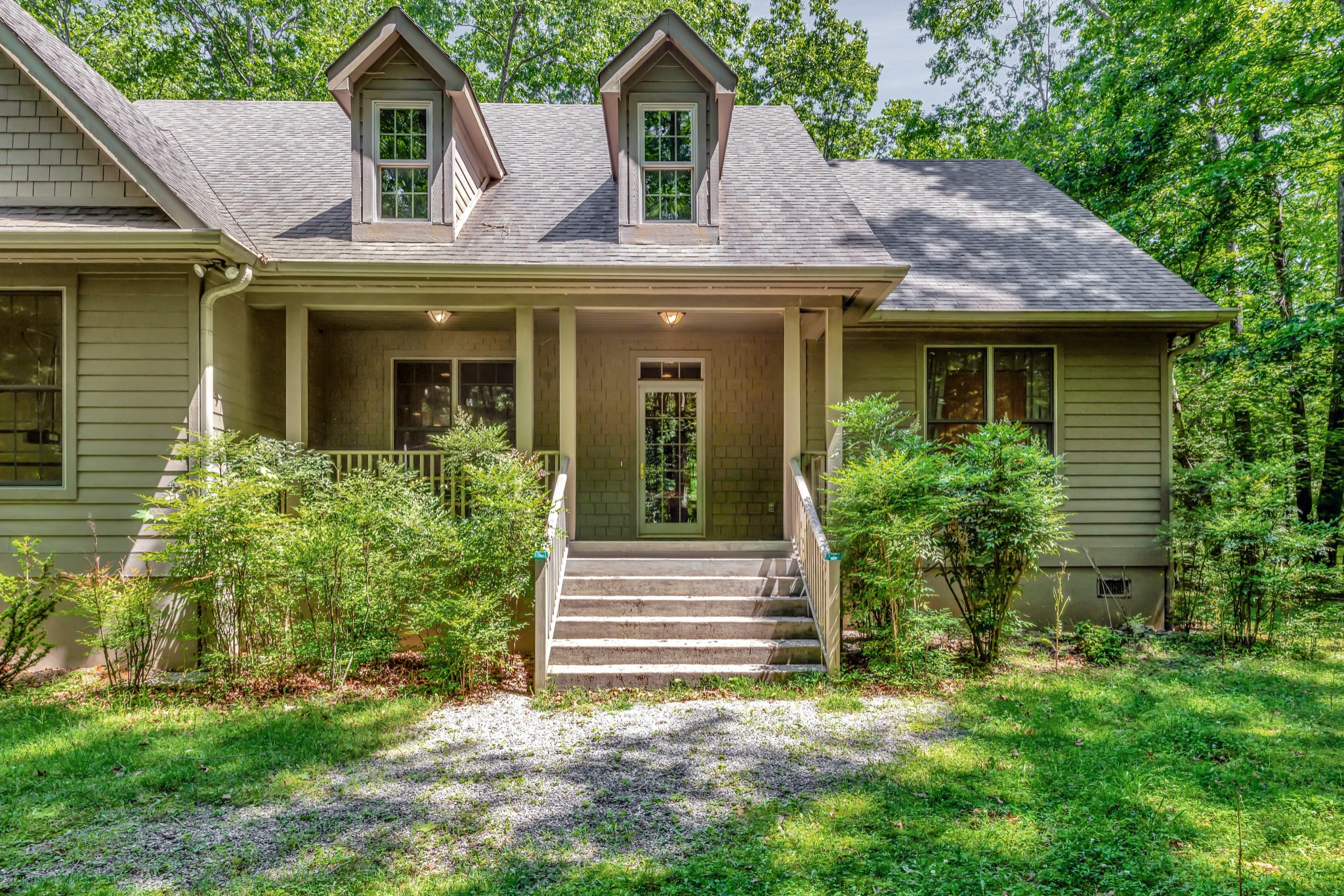 1111 Tulip Tree Ct