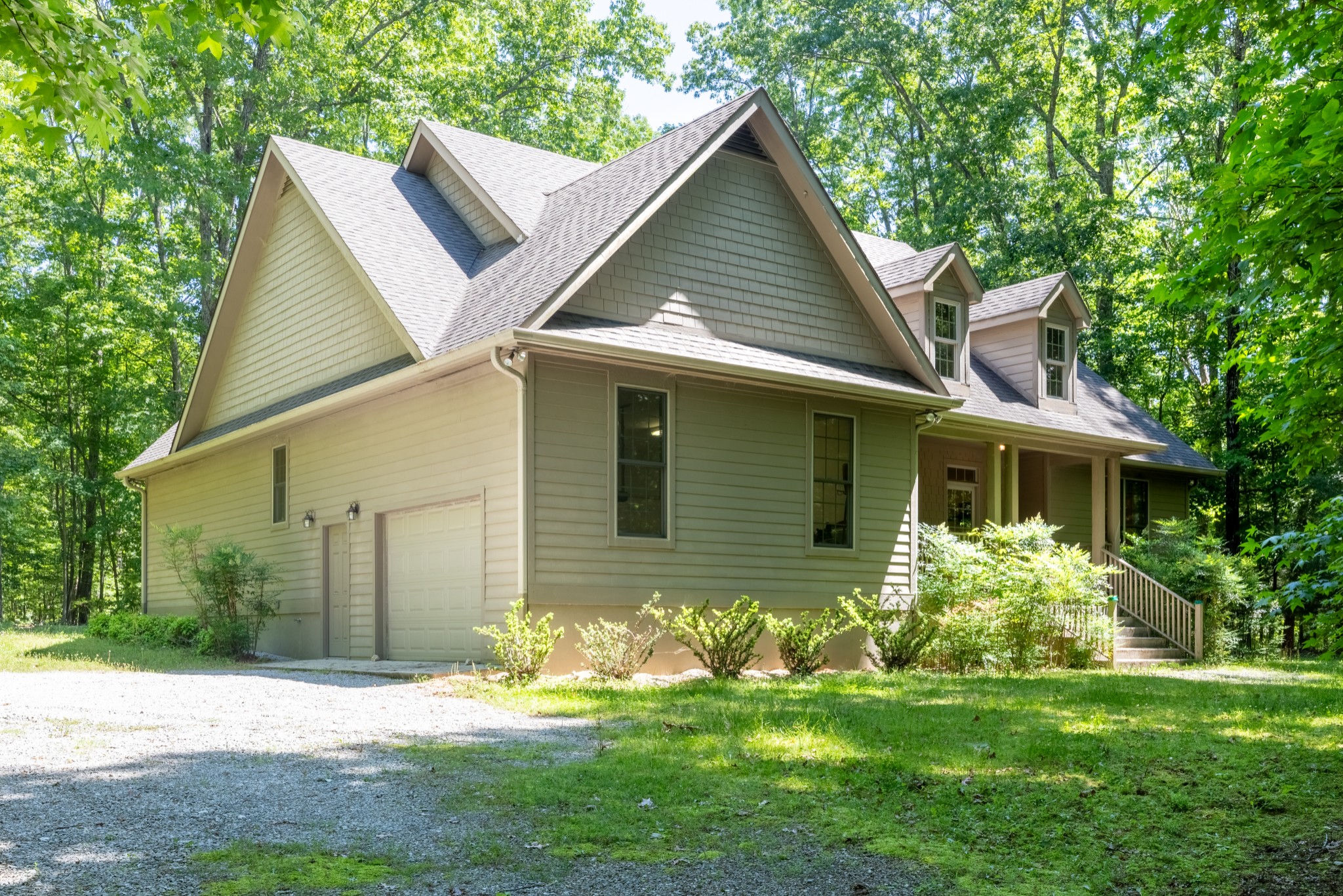 1111 Tulip Tree Ct