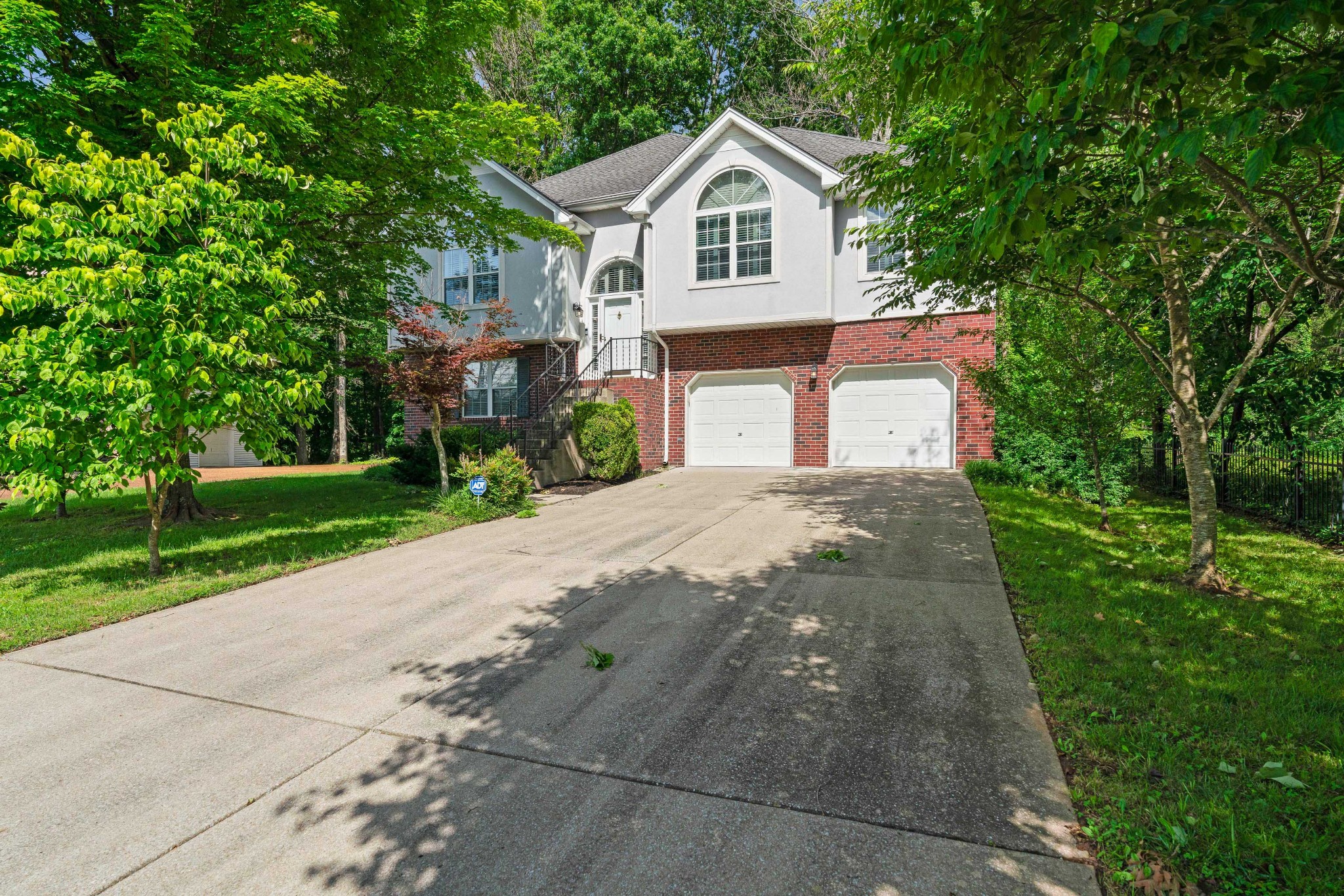 984 Trail Ridge Cir