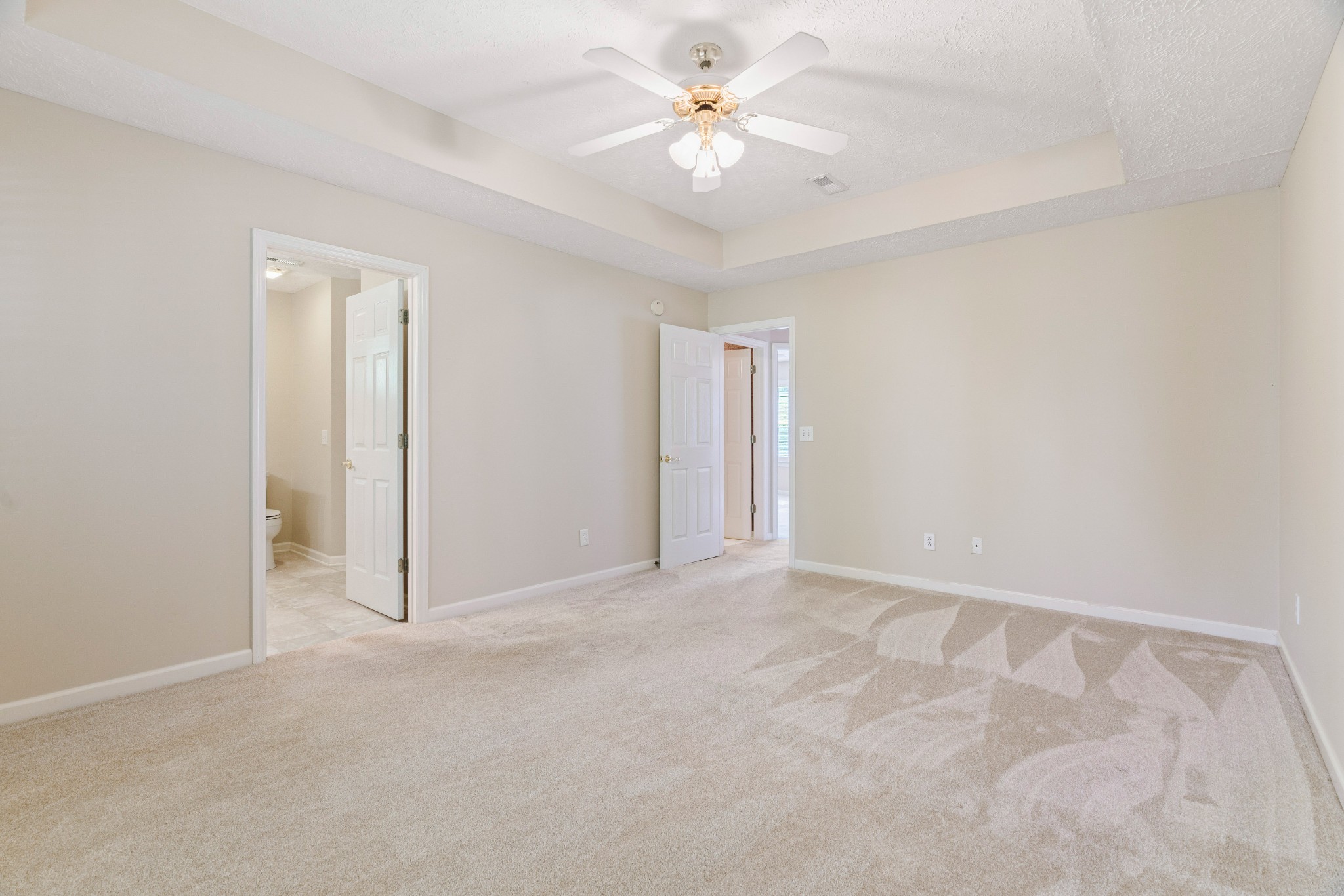 984 Trail Ridge Cir