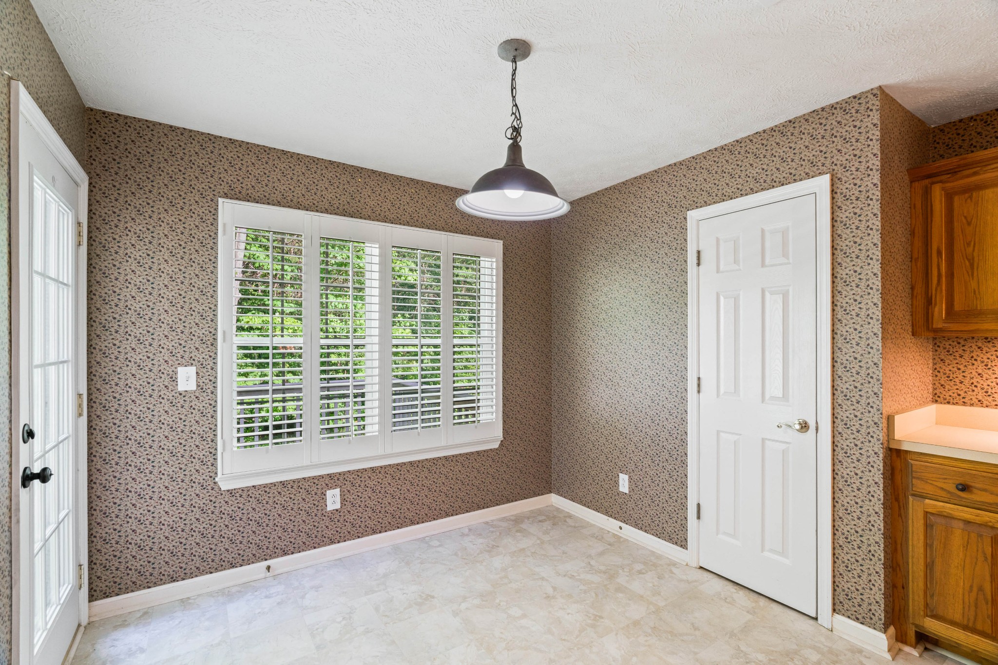 984 Trail Ridge Cir