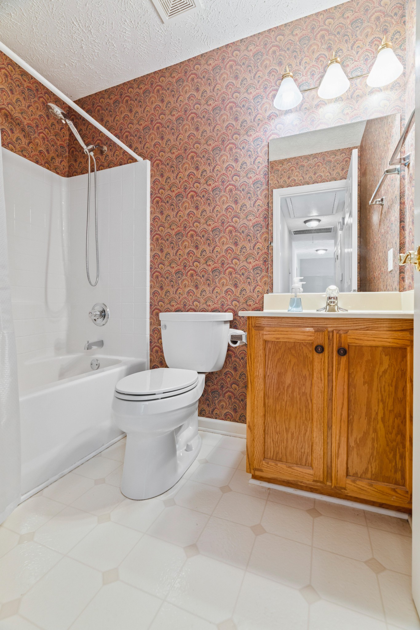 984 Trail Ridge Cir