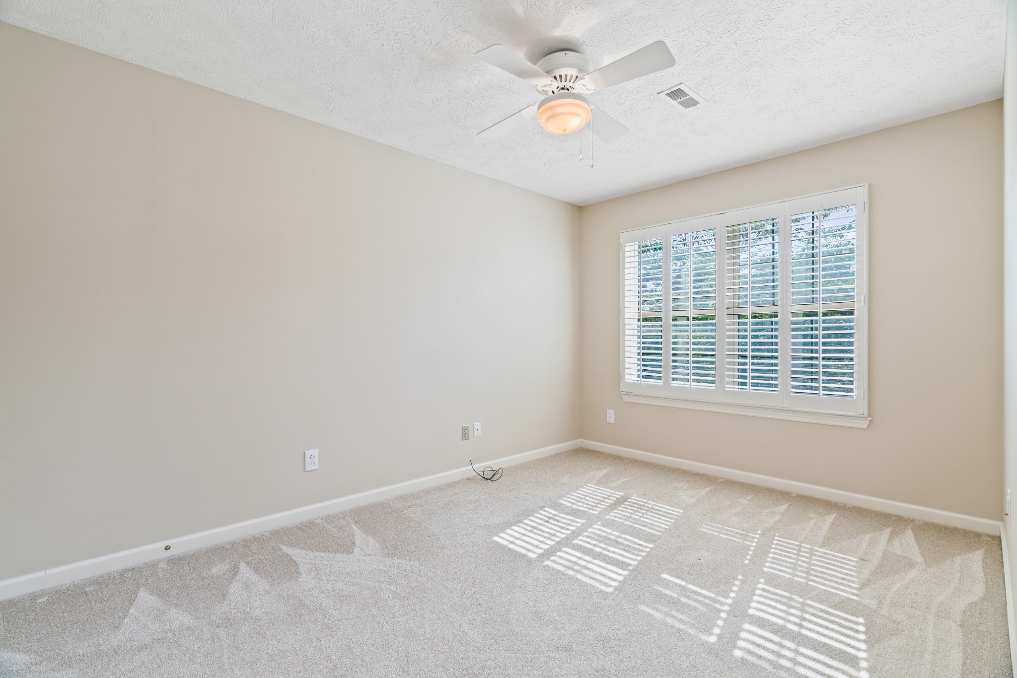 984 Trail Ridge Cir
