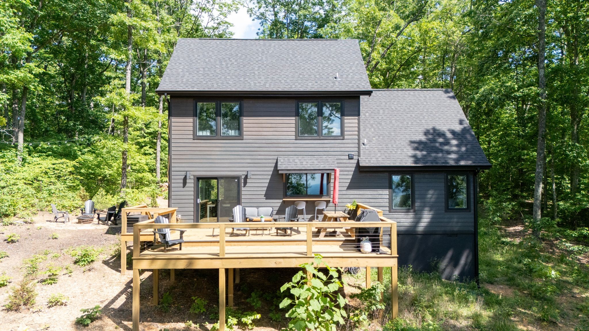 649 Longview Ln