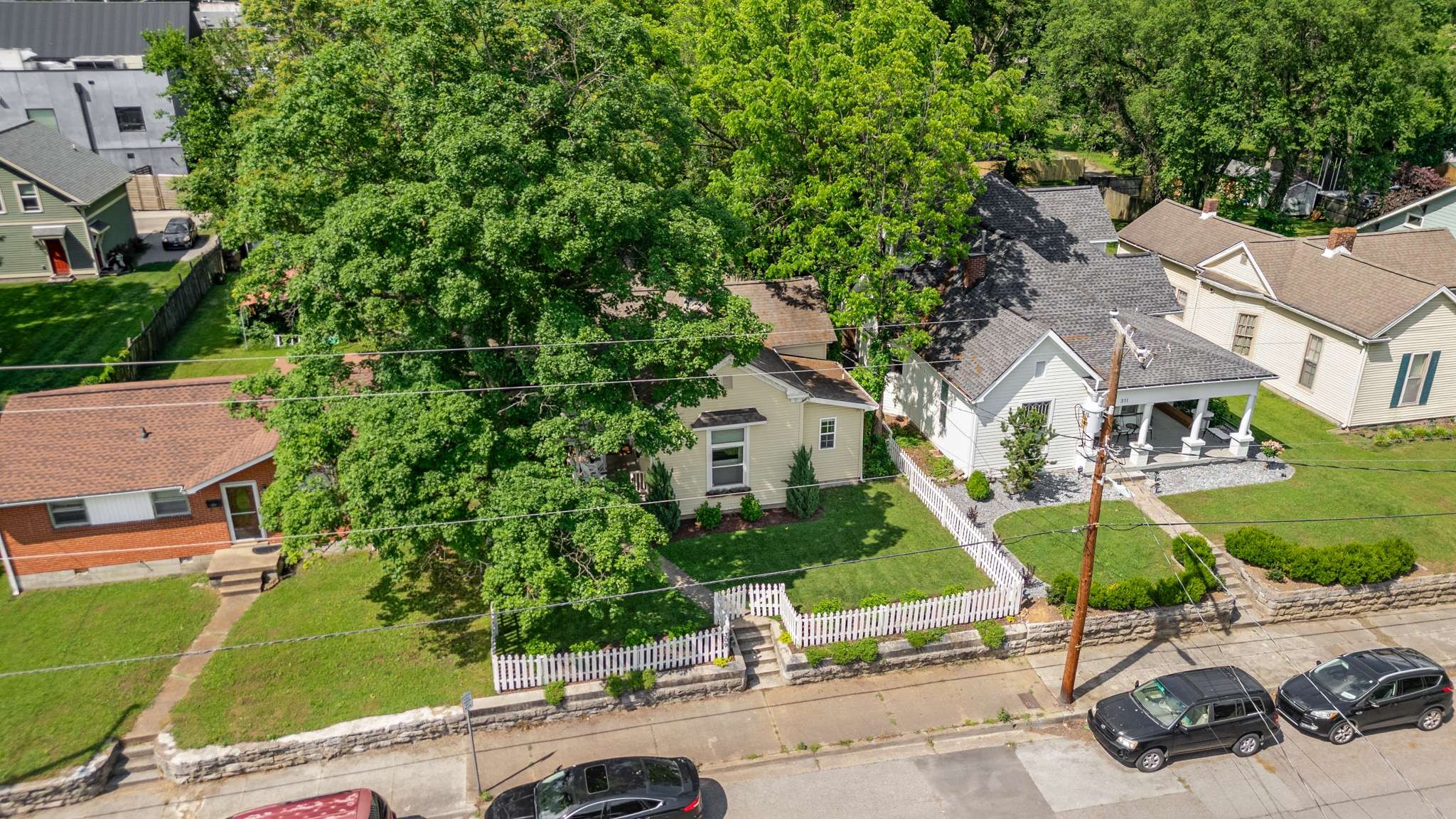 309 Hancock St