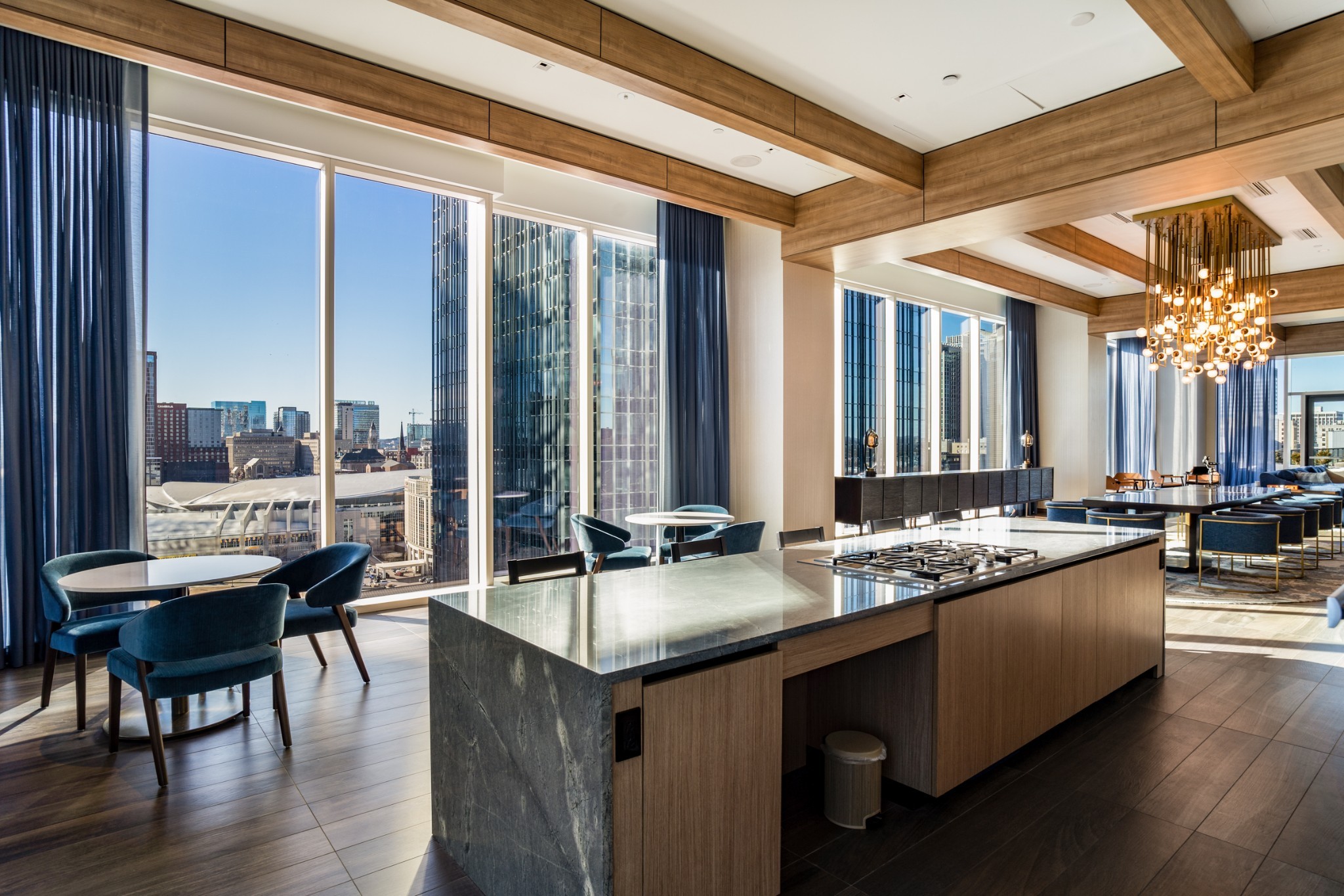 160 2nd Ave, S Unit: 2304