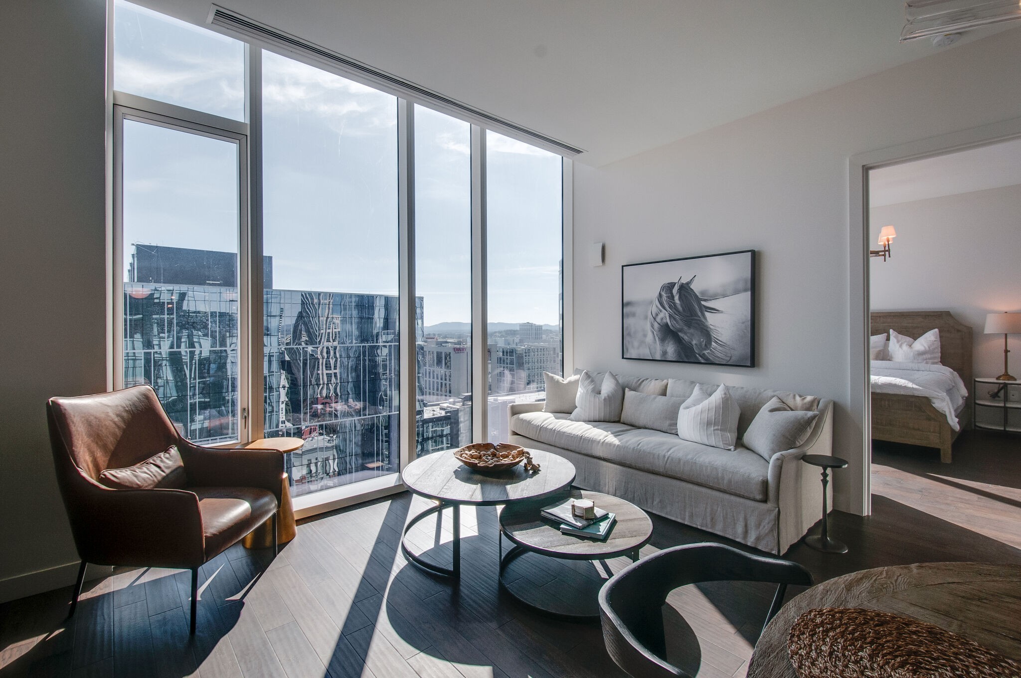 160 2nd Ave, S Unit: 2304