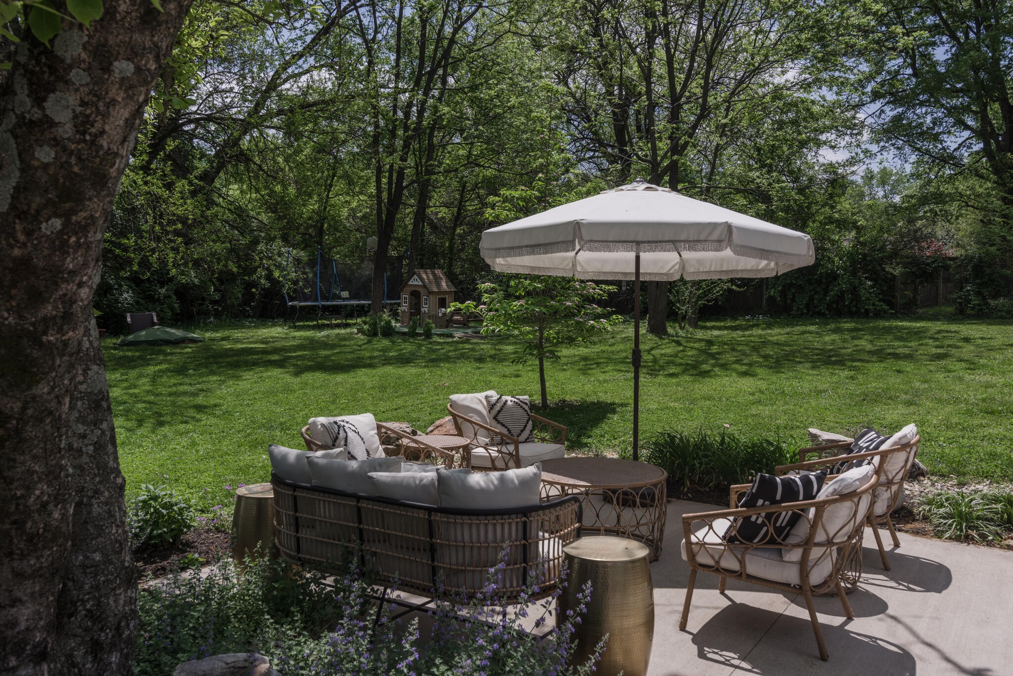 1222 Winding Way