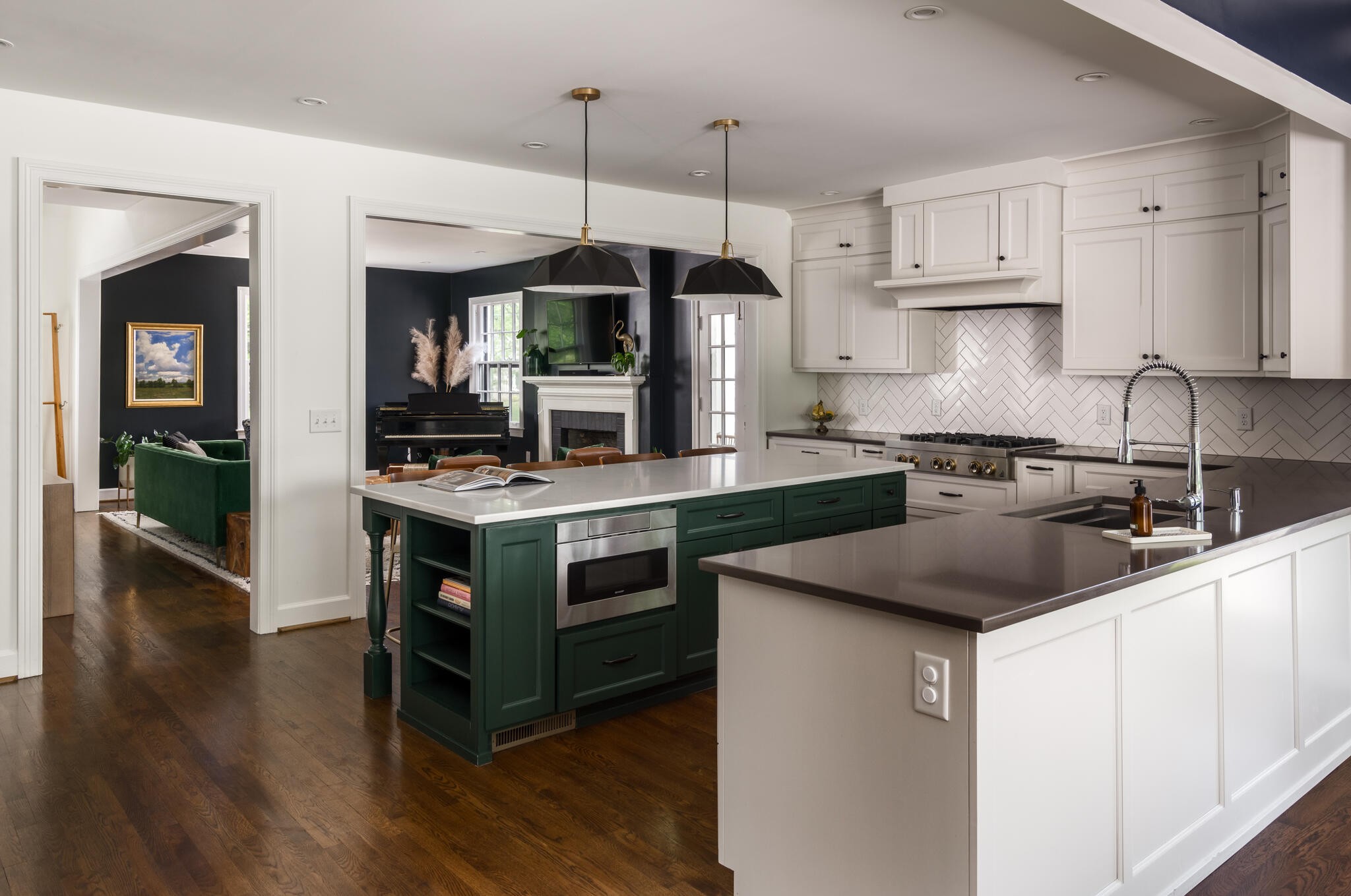 1222 Winding Way
