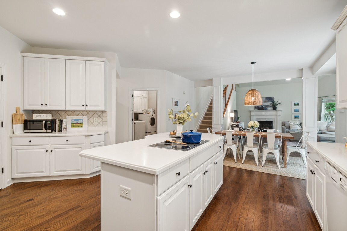 215 Winburn Ln