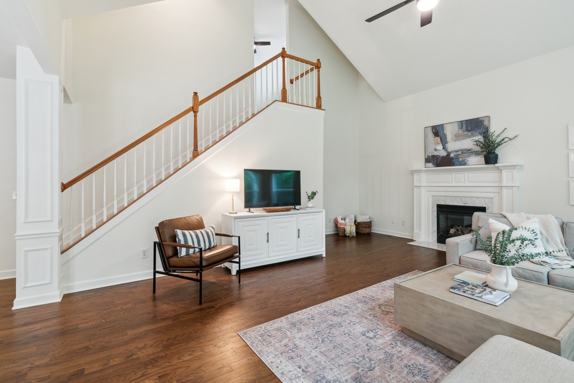 215 Winburn Ln