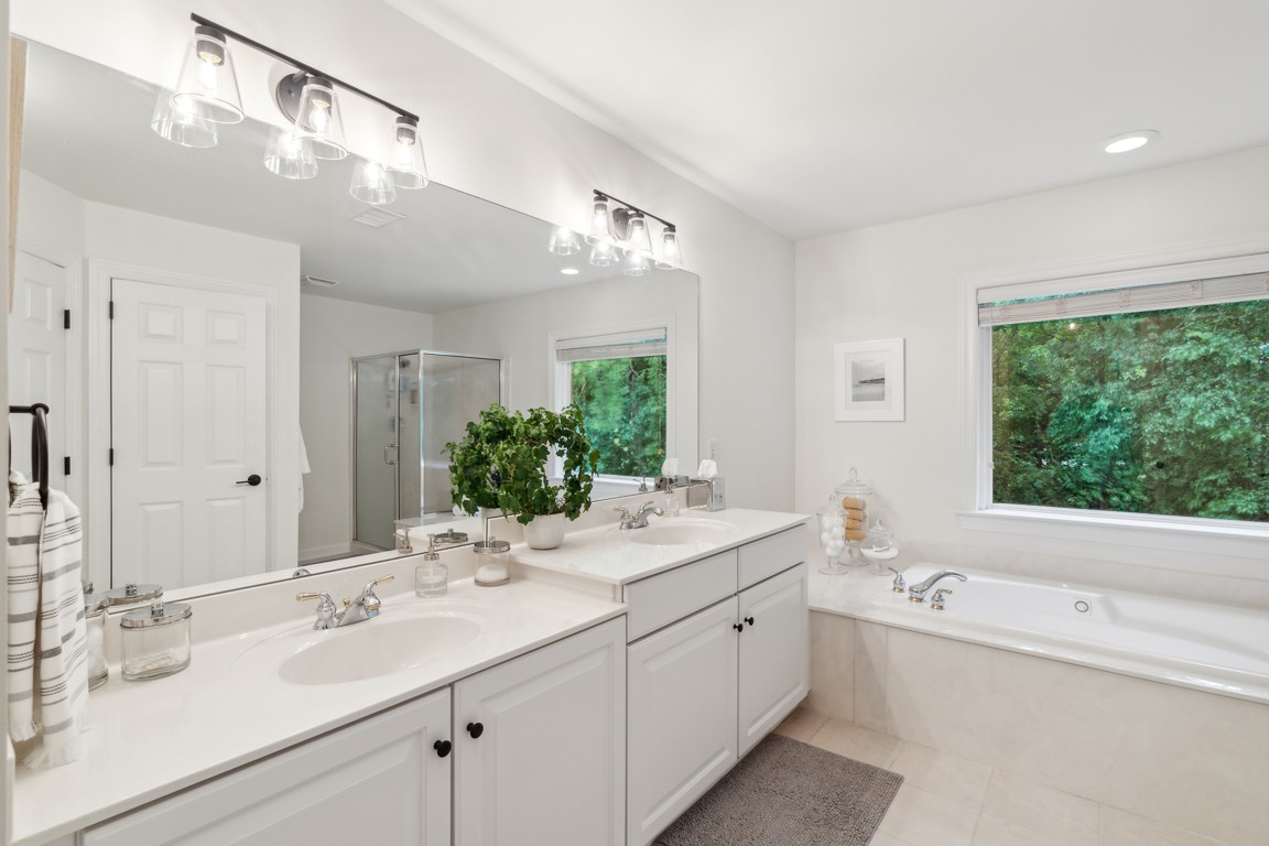 215 Winburn Ln