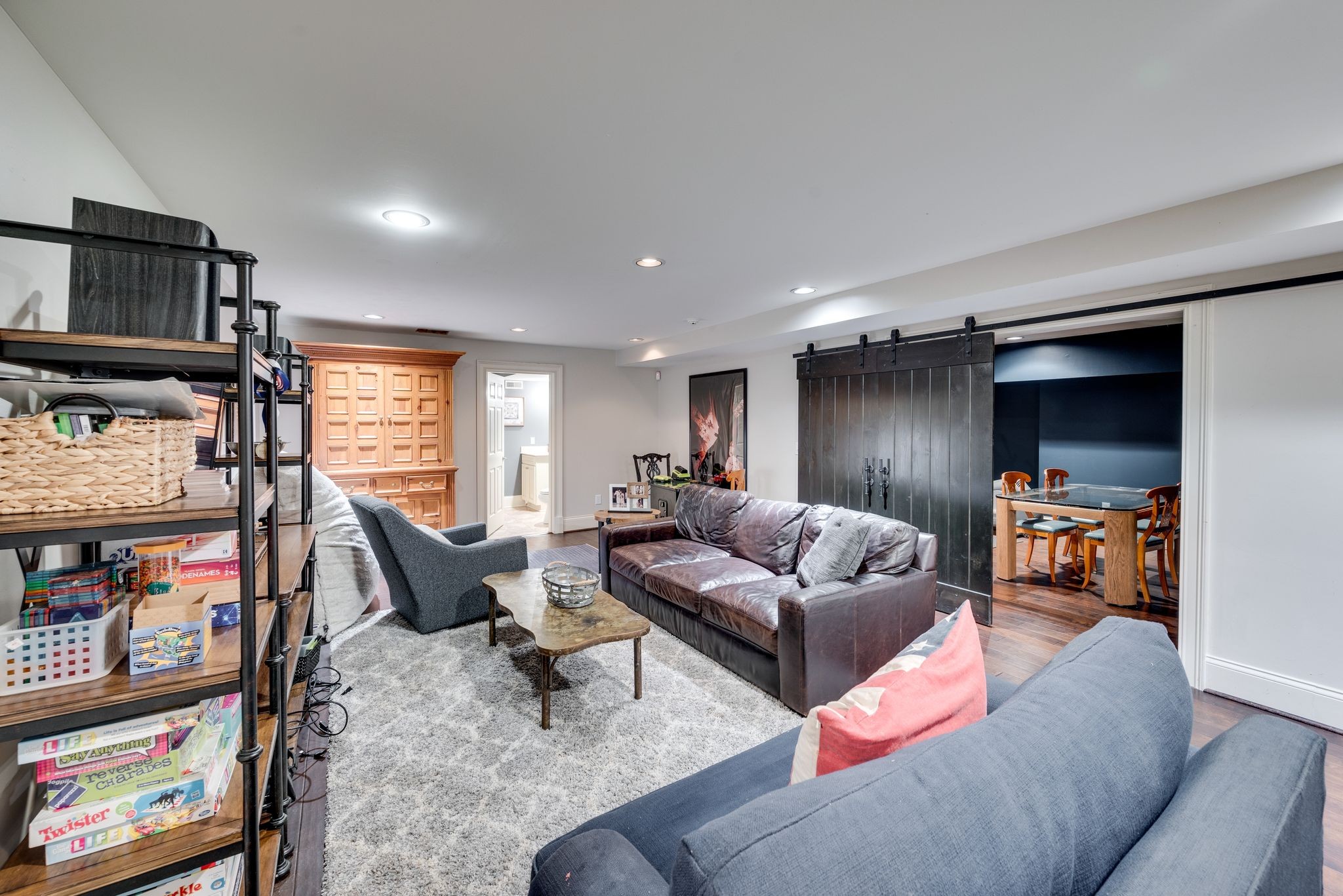 5847 E Ashland Dr