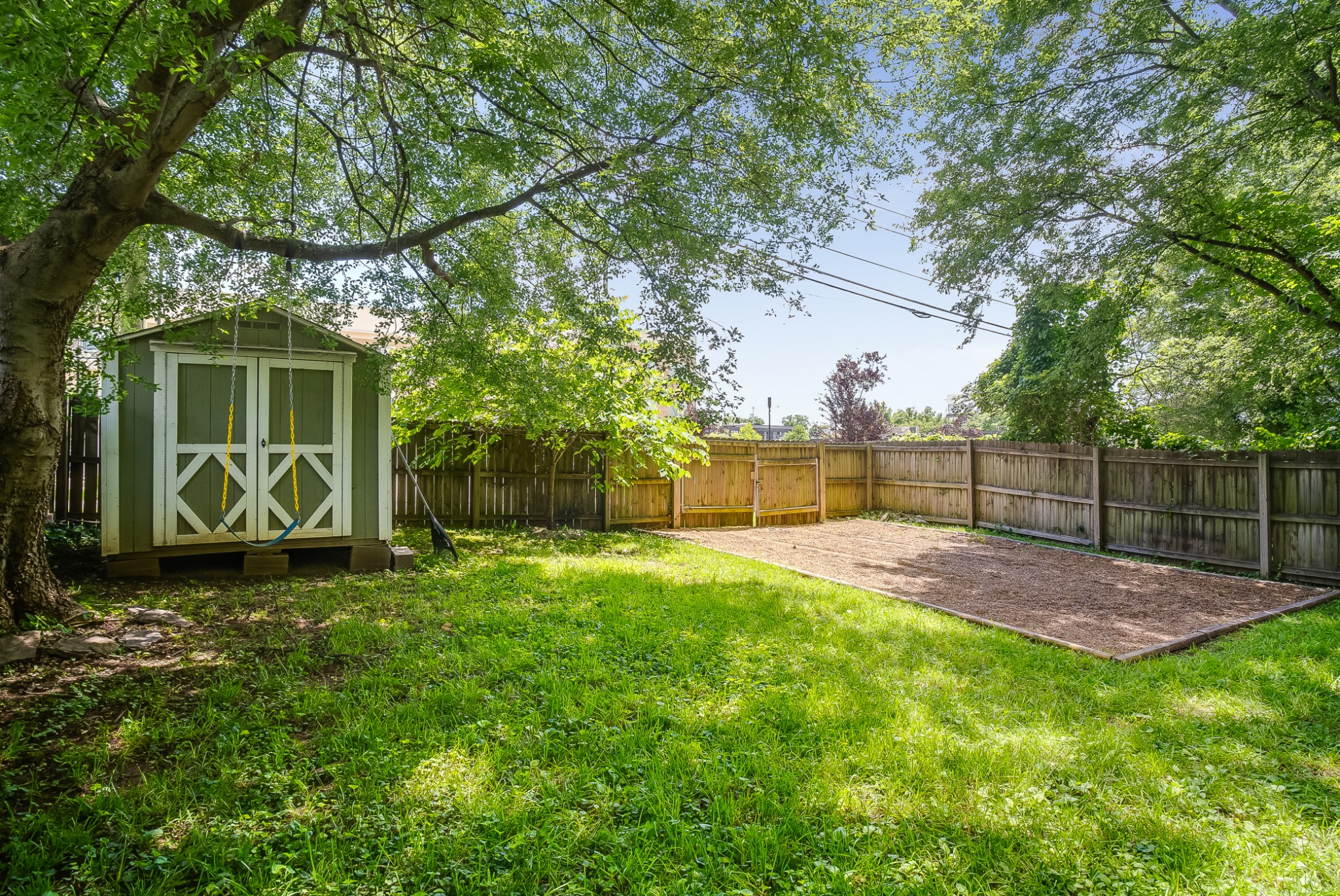 926 Silverdene Pl