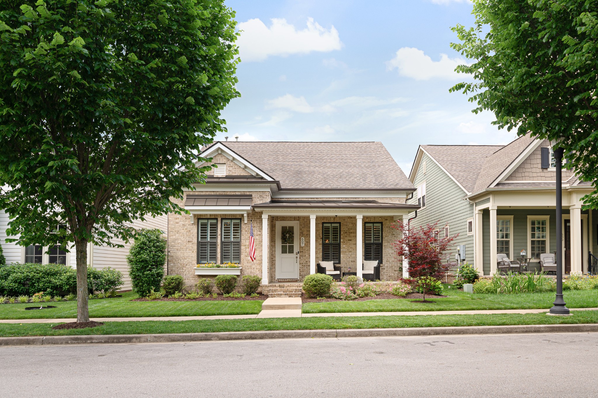 607 Cobert Ln