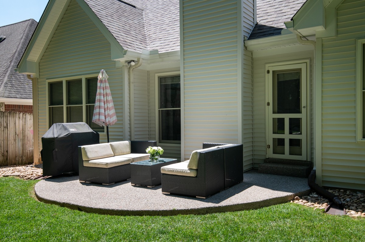 2432 Devon Valley Dr