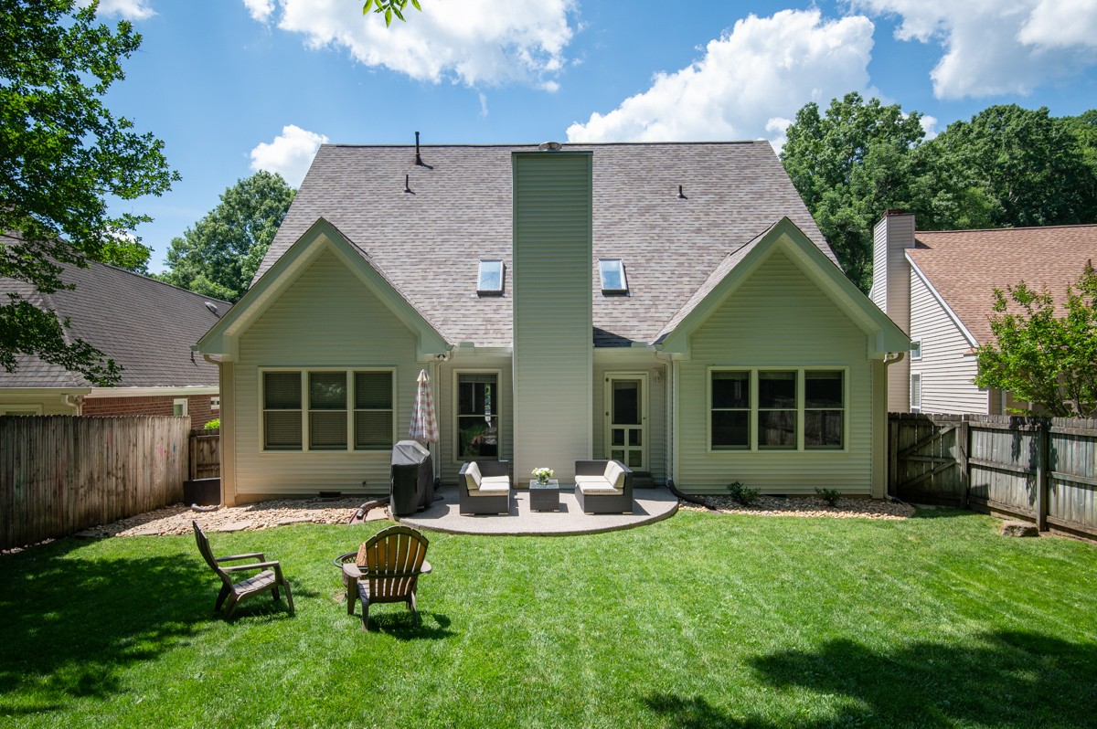 2432 Devon Valley Dr