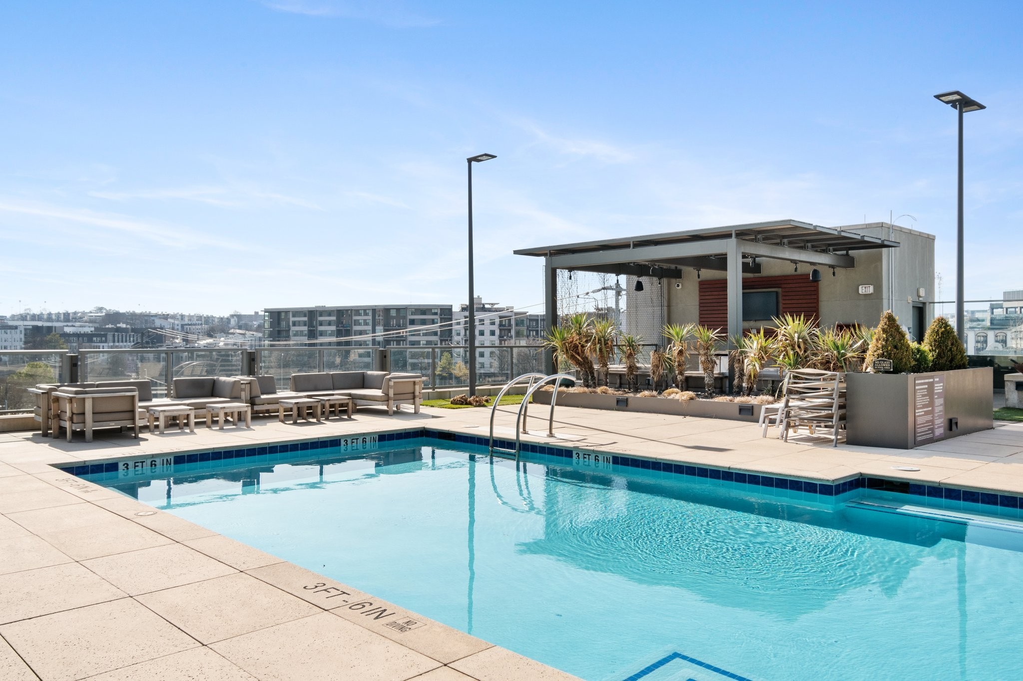 1212 Laurel St Unit: 401