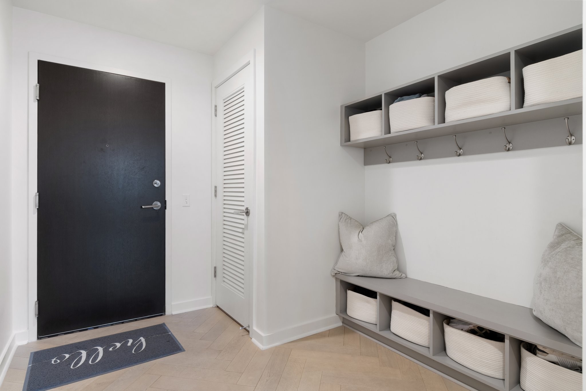 1212 Laurel St Unit: 401