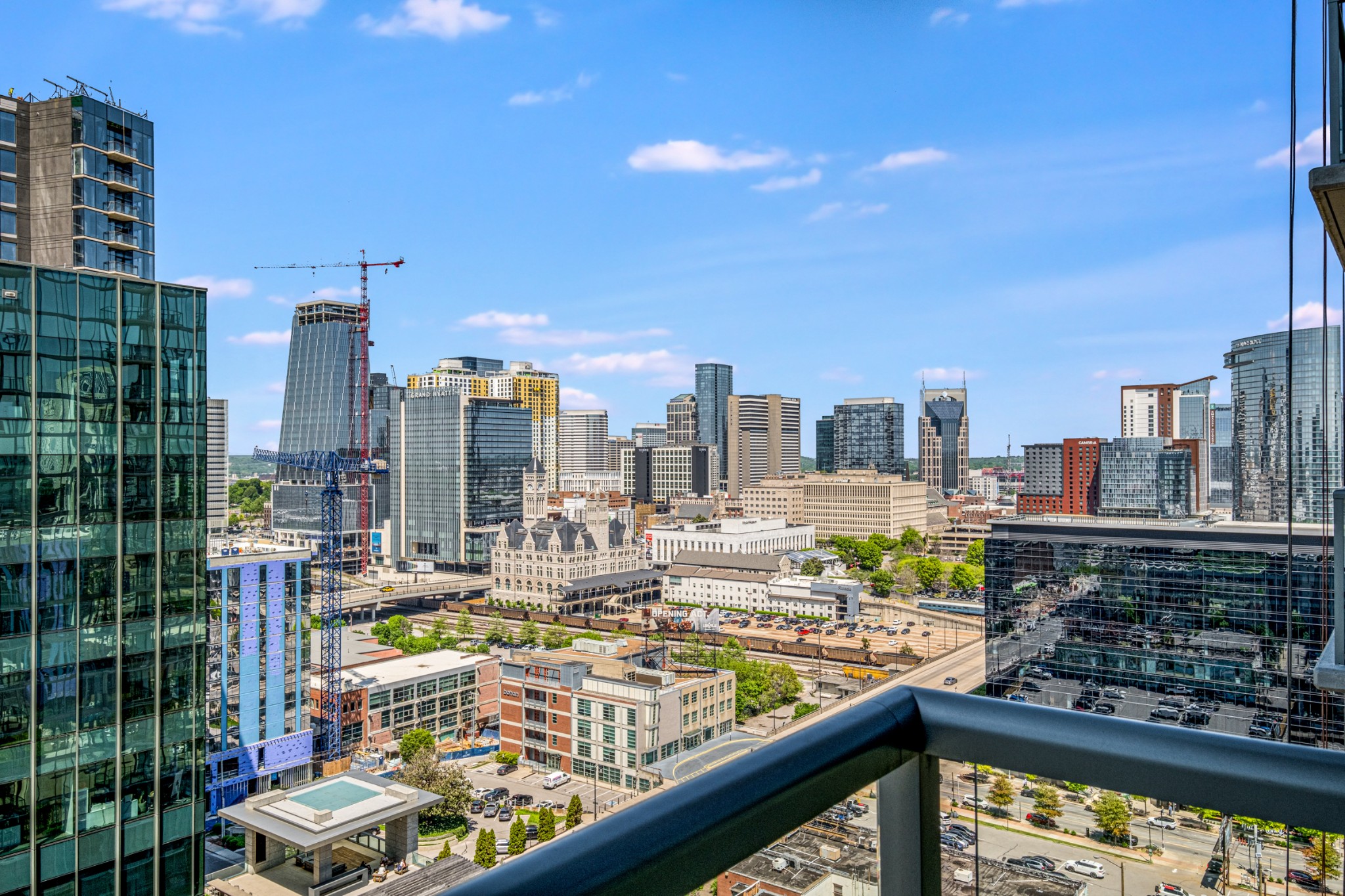 1212 Laurel St Unit: 1612