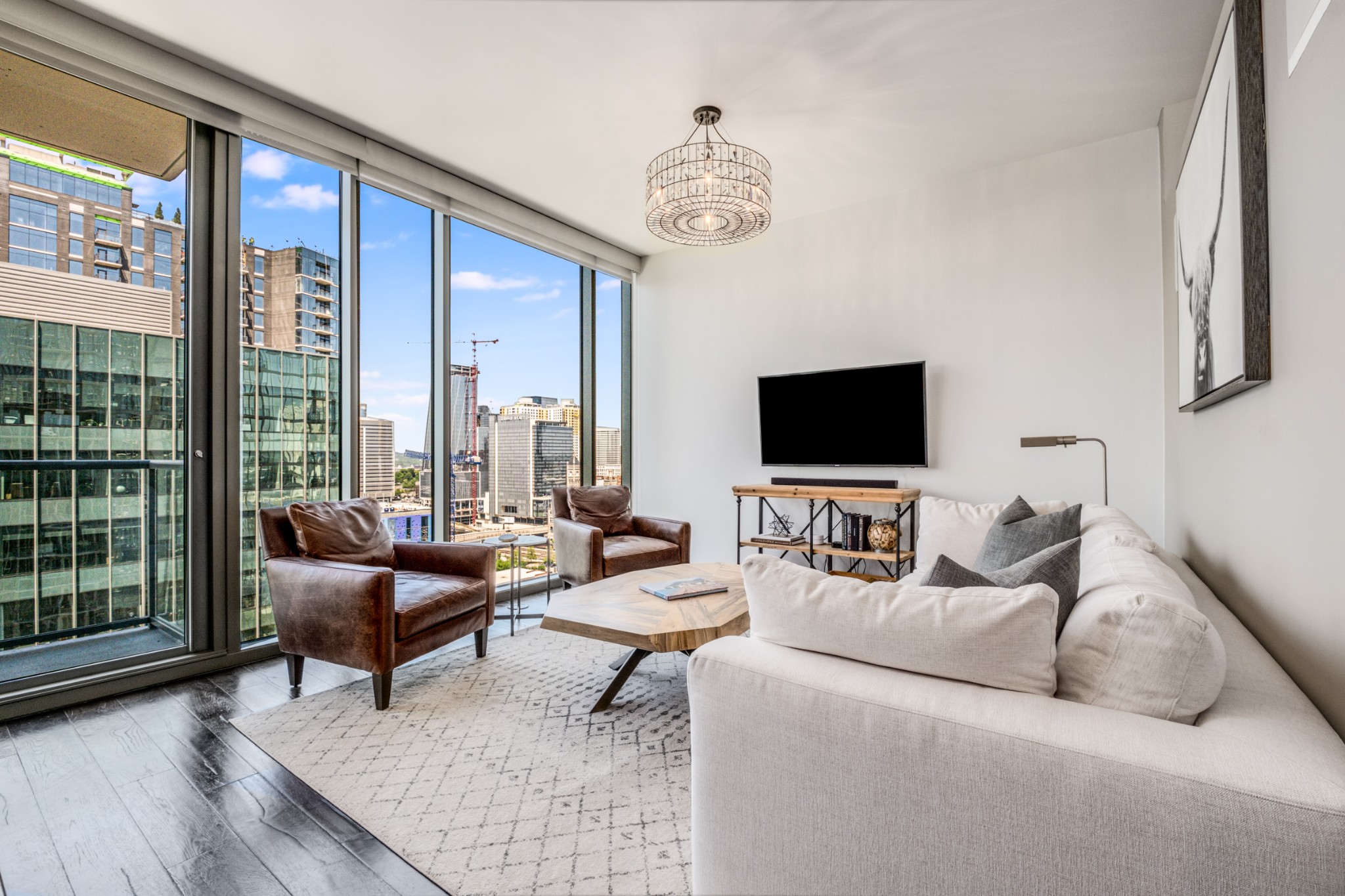 1212 Laurel St Unit: 1612