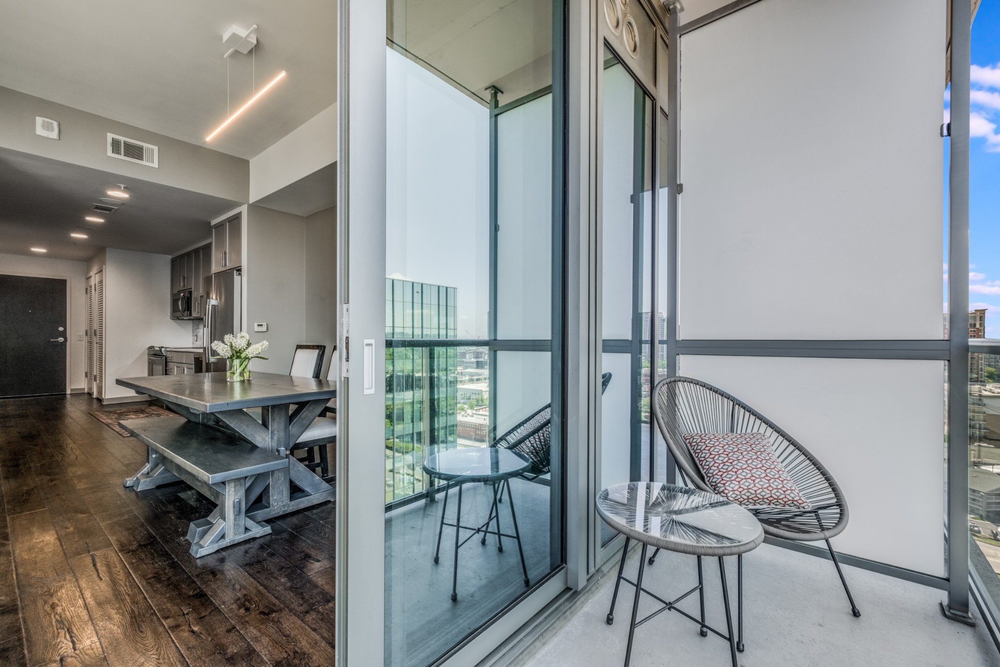 1212 Laurel St Unit: 1612