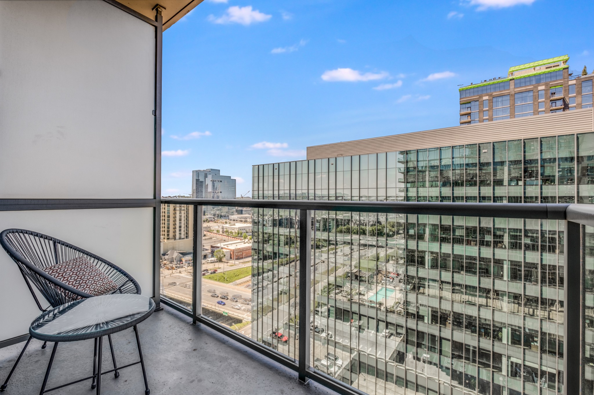 1212 Laurel St Unit: 1612